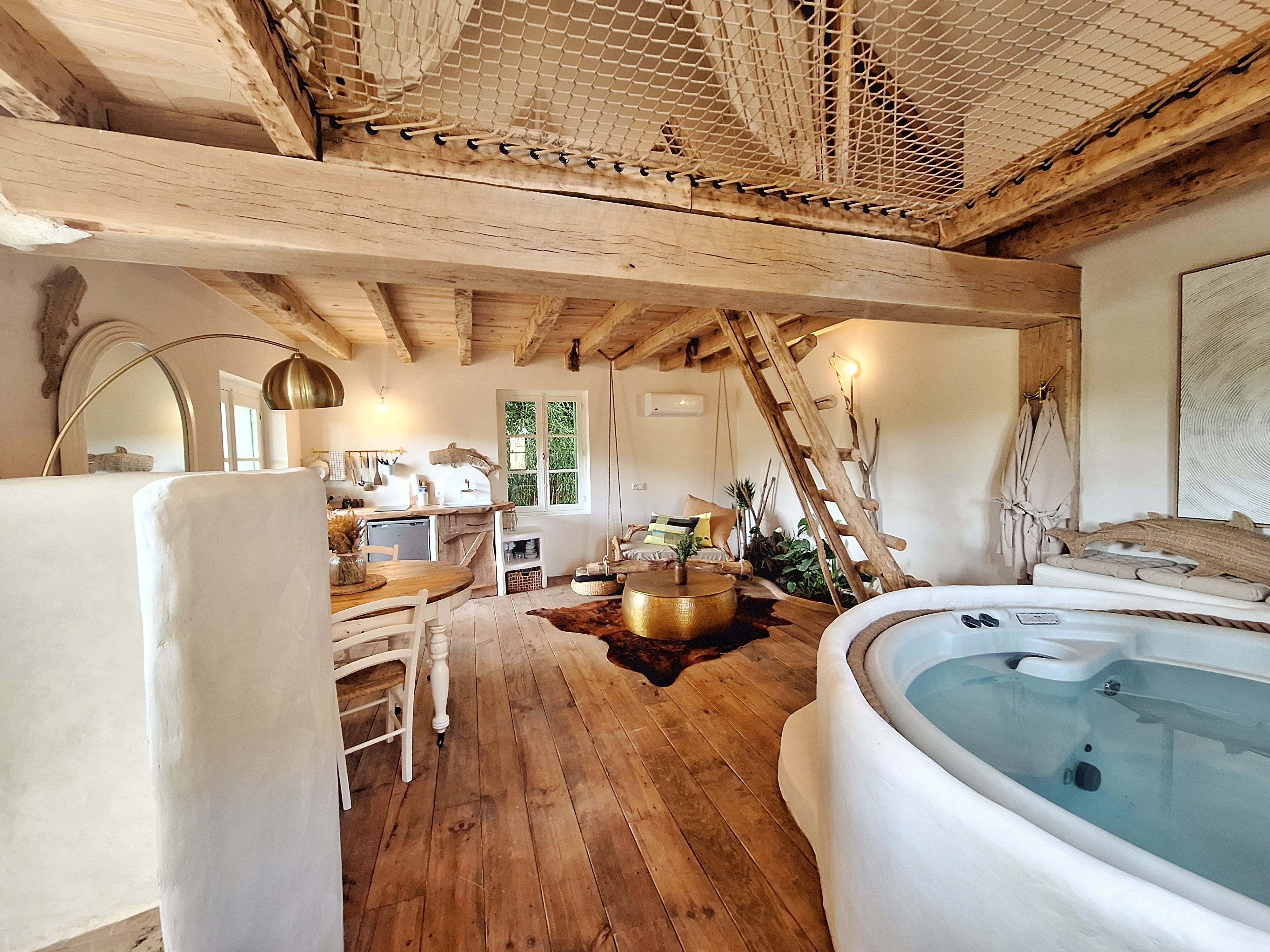 L'Escapade Amoureuse en Périgord Noir — Maison insolite avec spa à Dordogne