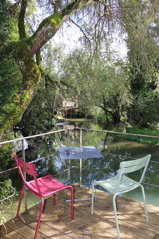 La Cabane Spa du Pont de l'Ignon — Cabane avec jacuzzi à Côte-d'Or à Frénois — cuisine