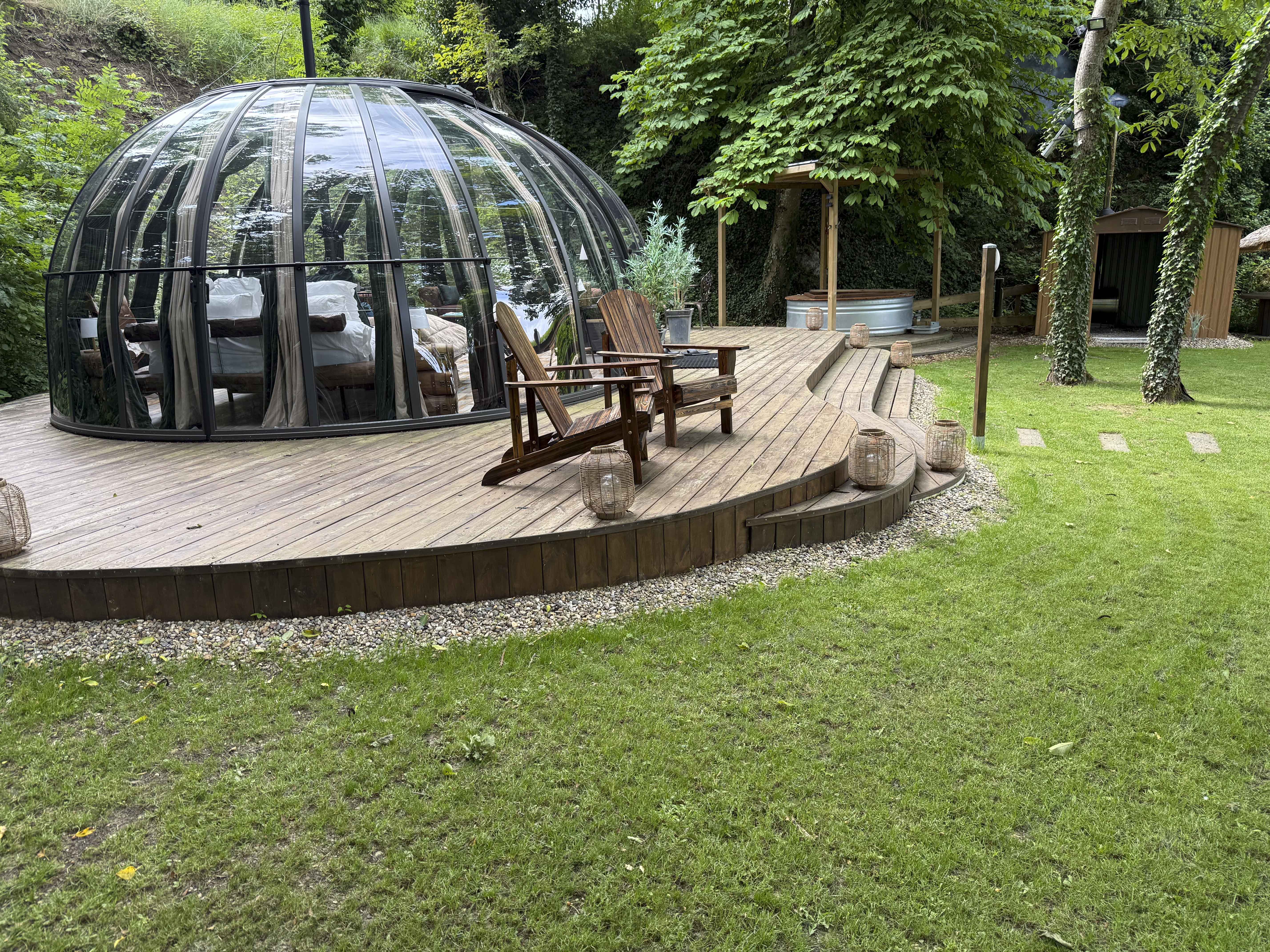 Dôme en Auvergne : un refuge au cœur de la nature à Cesset — espace de vie