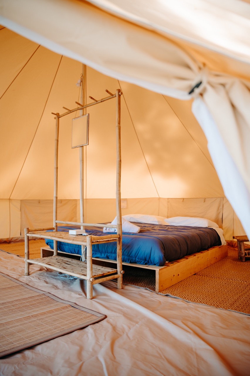 Lodge Vénus — Tente avec spa à Nature Camp Anjou à Sainte-Gemmes-sur-Loire — salle de bain