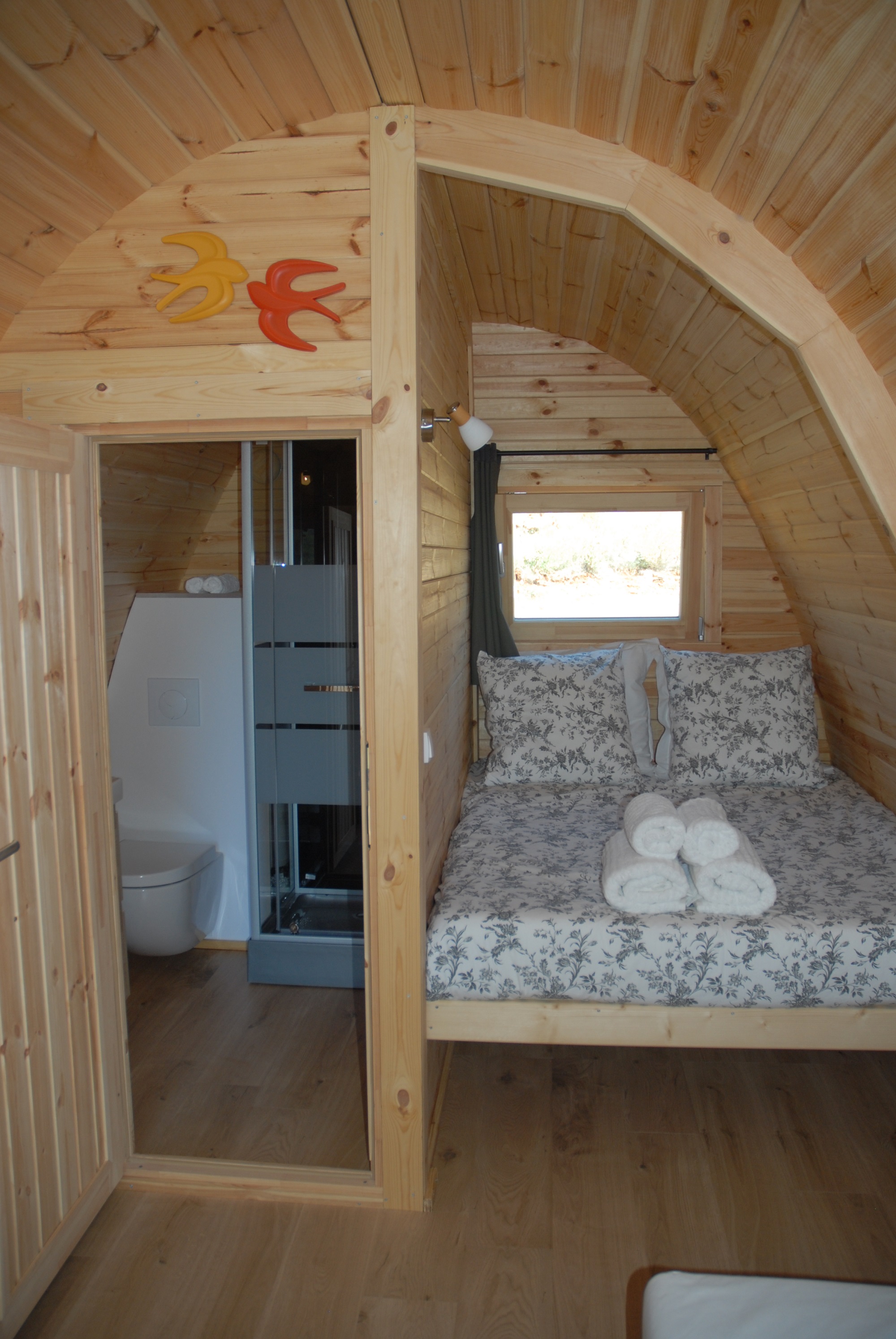 Le Pod de l'Adret : une expérience immersive en pleine nature à Rians — cuisine