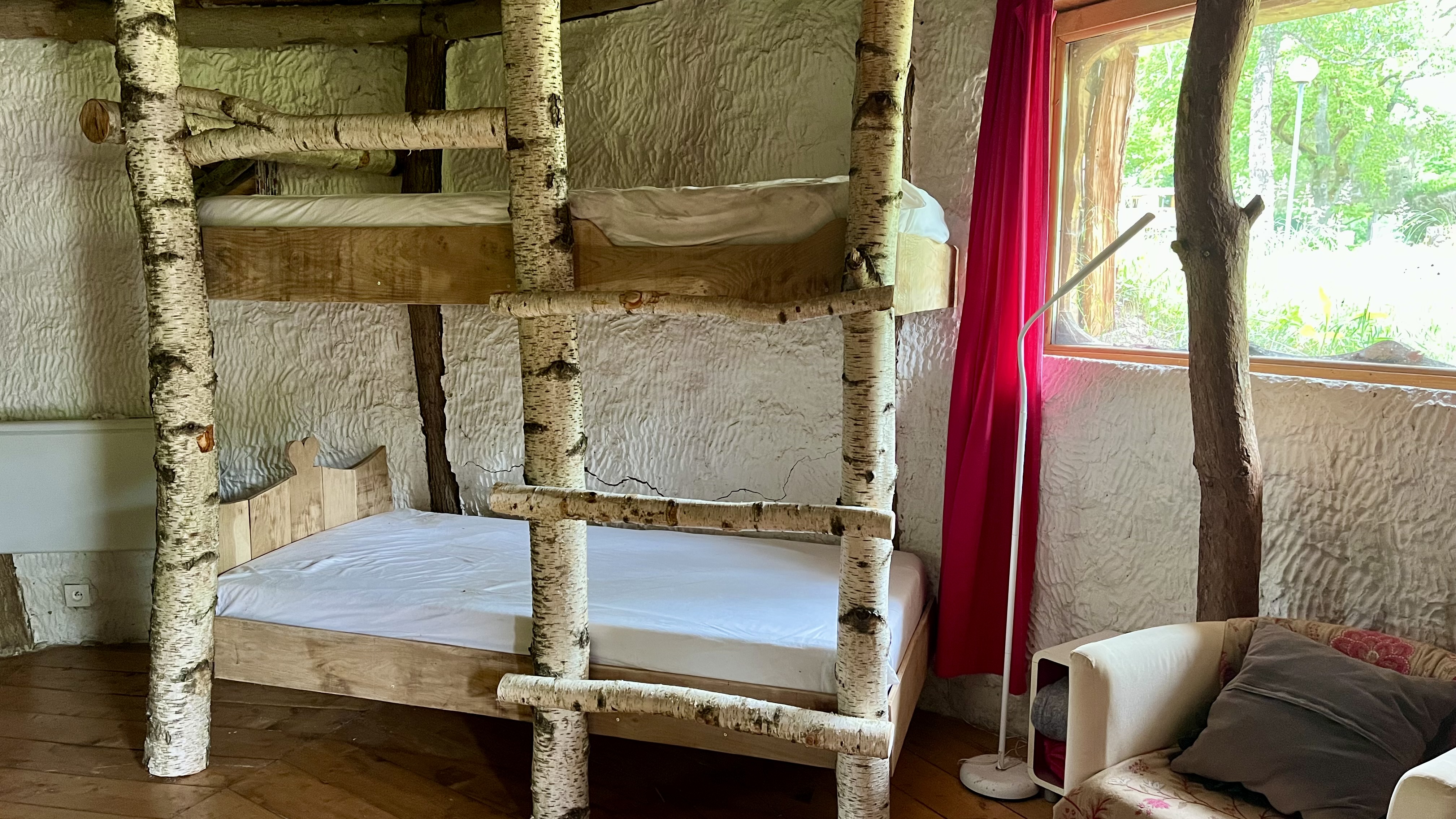 La familiale Désirée : une cabane végétalisée au cœur de la Picardie à Fere En Tardenois — vue intérieure