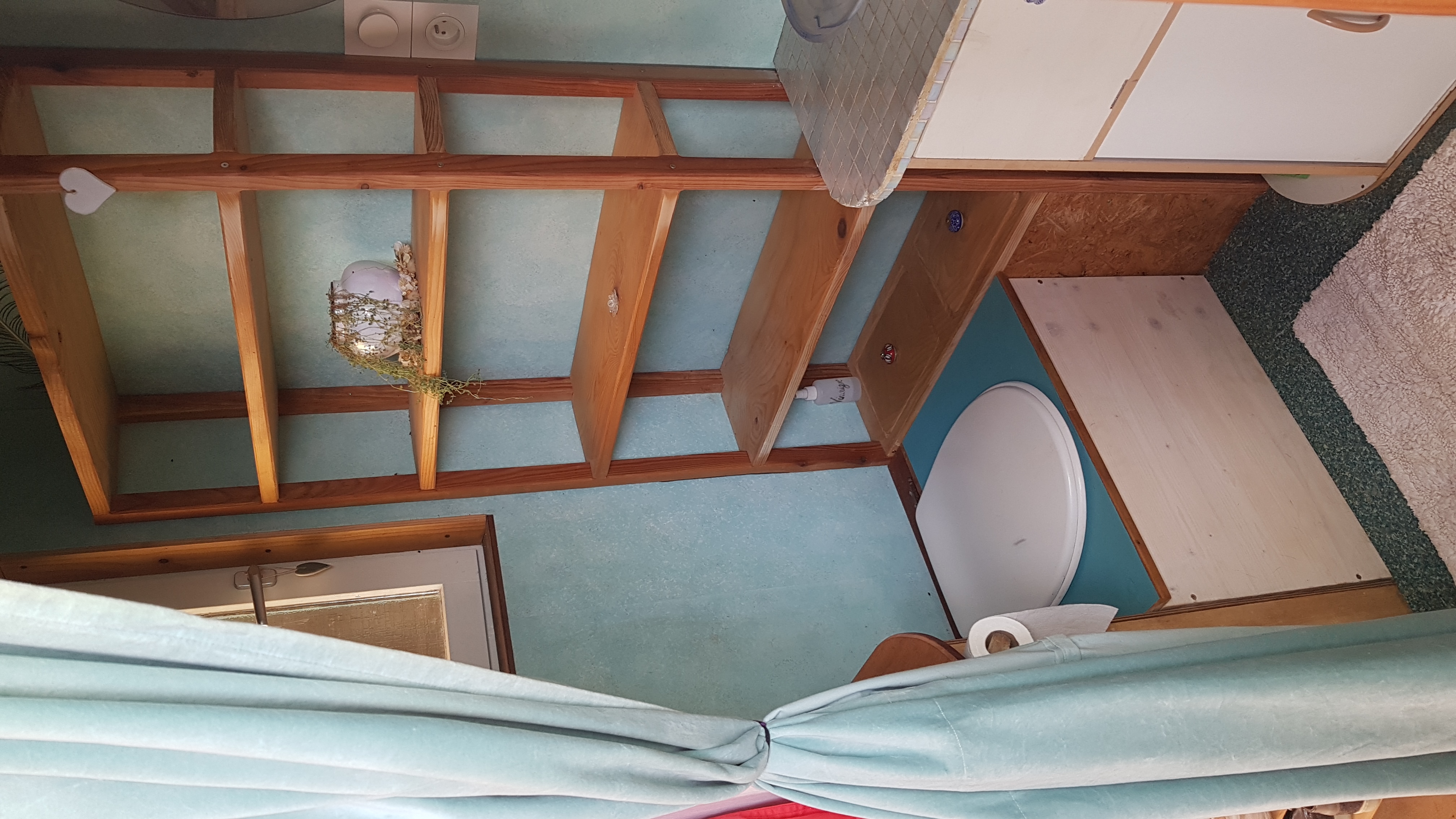 La Tiny Eau coeur de soi & Spa — Tiny House avec spa à Pyrénées-Atlantiques à Esquiule — cuisine