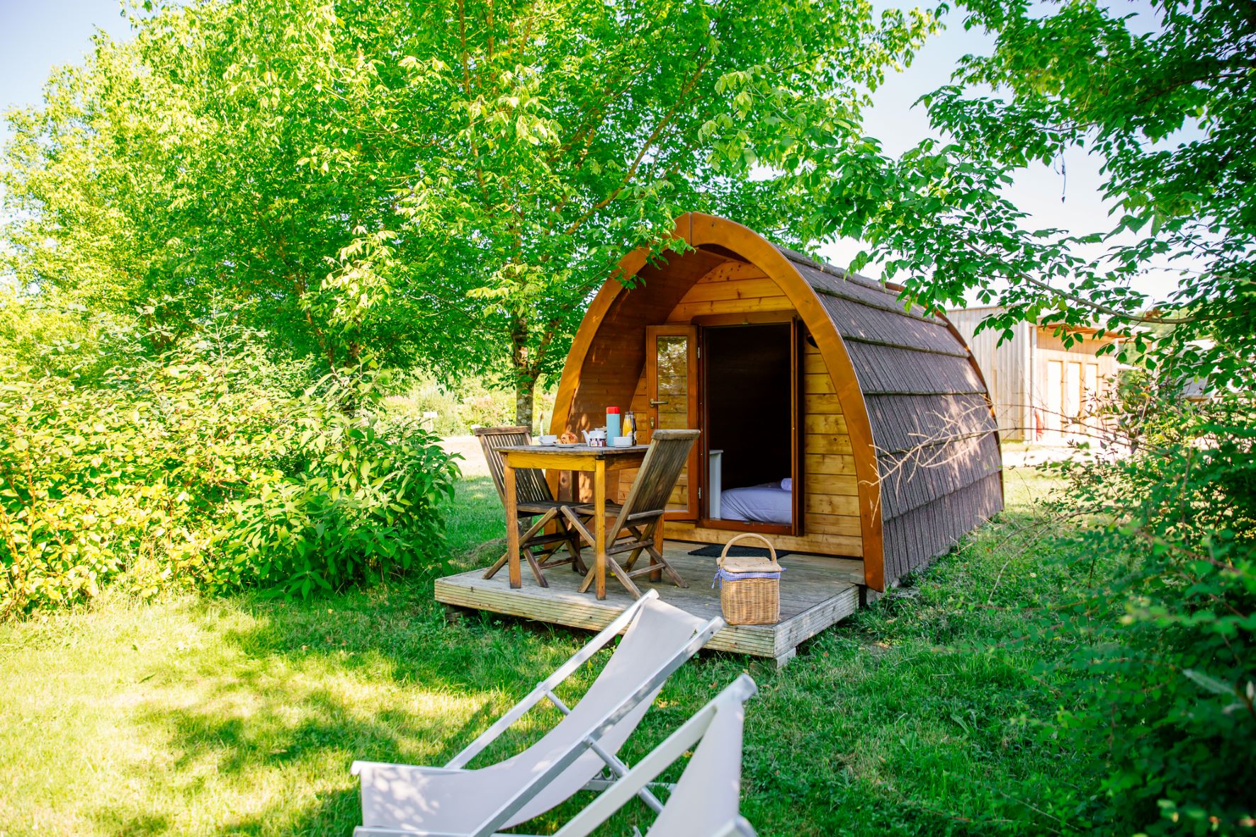 Un pod enchanteur au cœur de l'Aquitaine à Le Nizan — vue intérieure