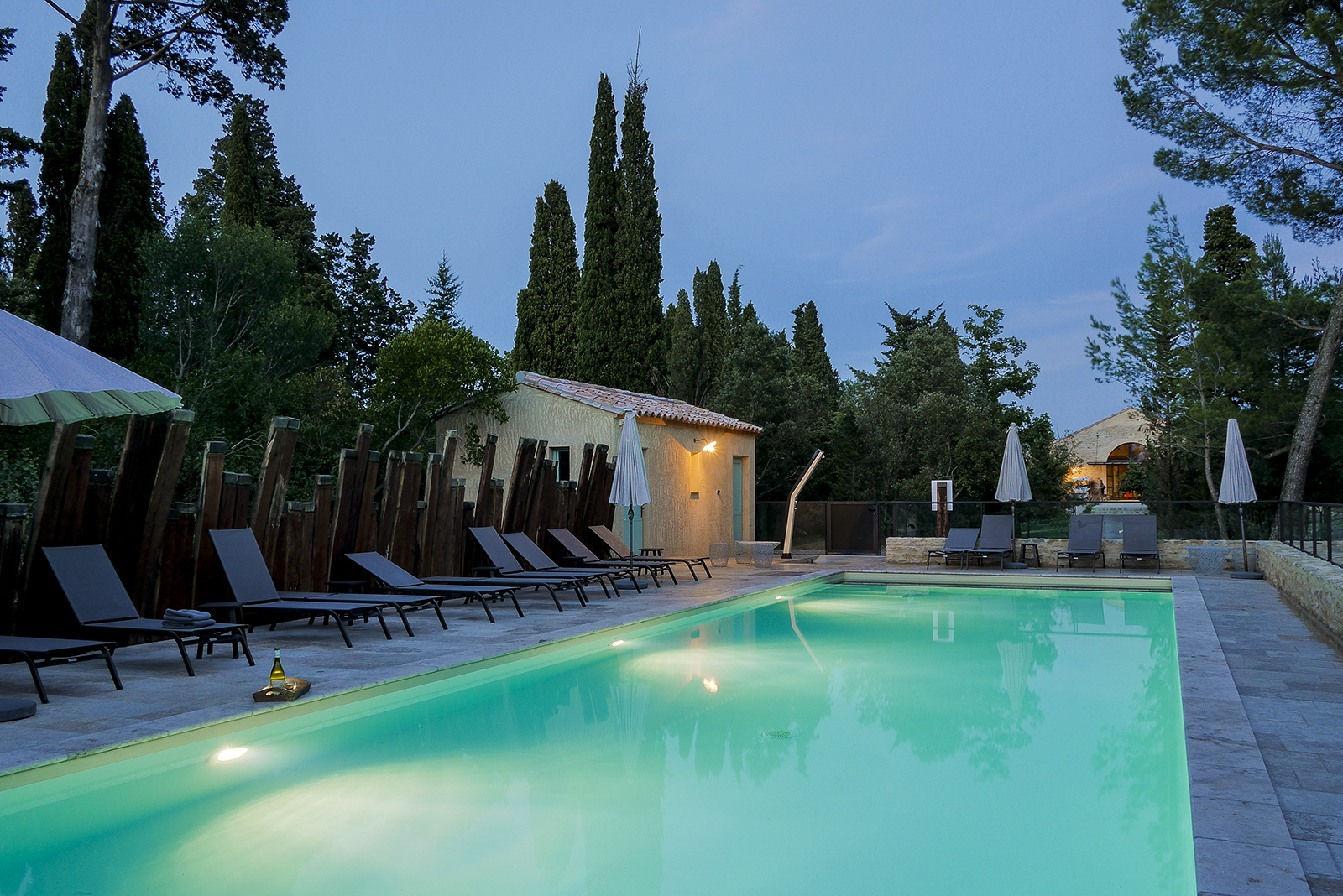 Cabane Bourinne : une immersion en hauteur en Languedoc-Roussillon à Villalier — chambre
