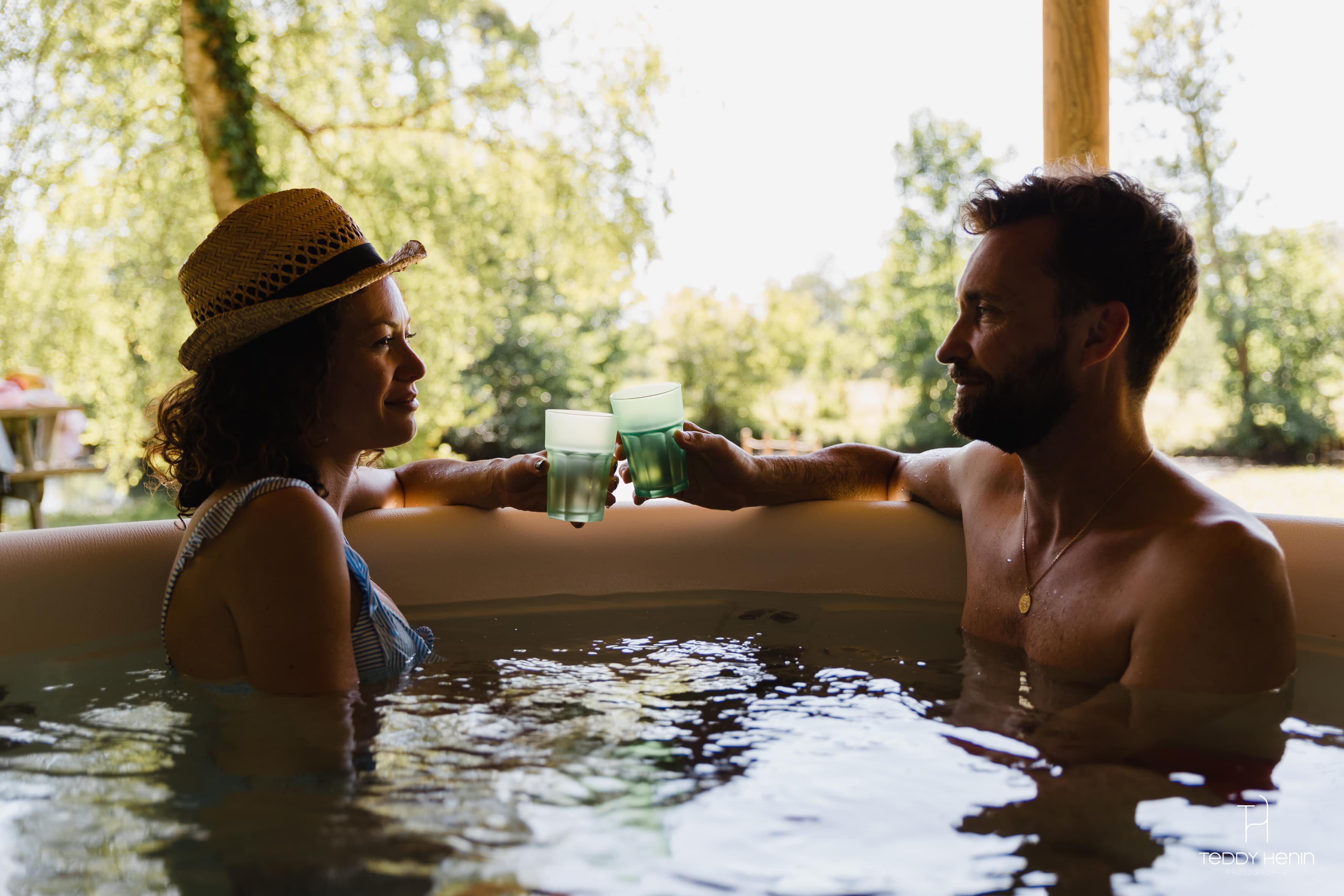 La Bulle au bord de l'eau — Hébergement insolite avec spa à Somme à Amiens — vue intérieure