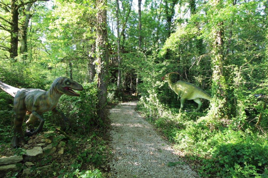 Cabane Perchée Jurassic — Cabane dans les arbres à Tarn-et-Garonne à Saint-Nicolas-de-la-Grave — chambre