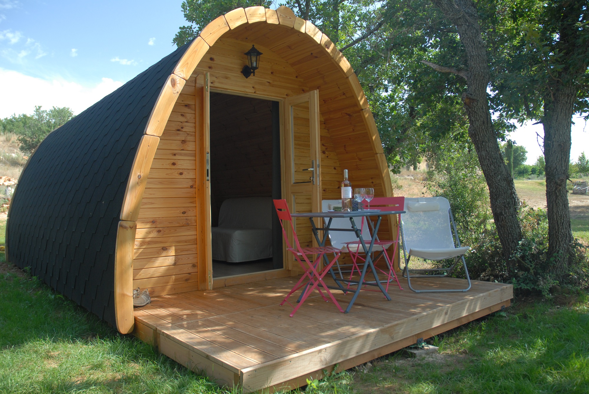 Le Pod de l'Adret : une expérience immersive en pleine nature à Rians — chambre