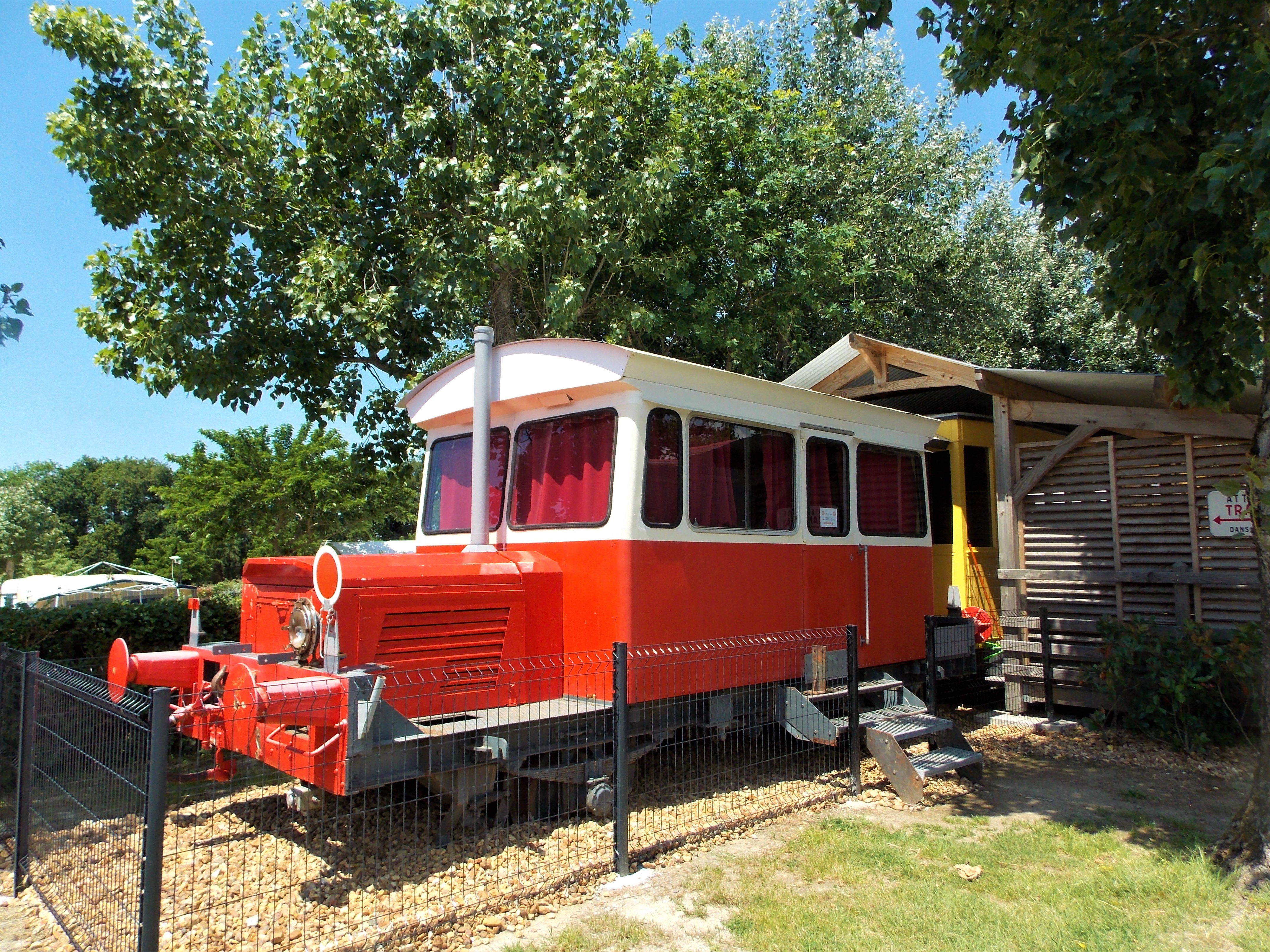 Tramway Nantais — Hébergement insolite avec spa à Saint-Michel-Chef-Chef