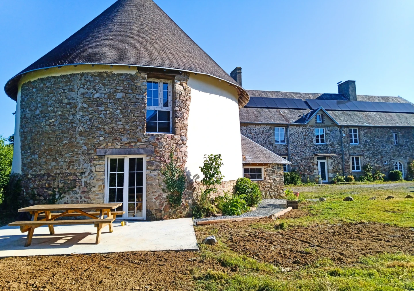 Le pigeonnier du chevalier — Pigeonnier avec spa à La Synchronicité — Pigeonnier à Saint-Lô