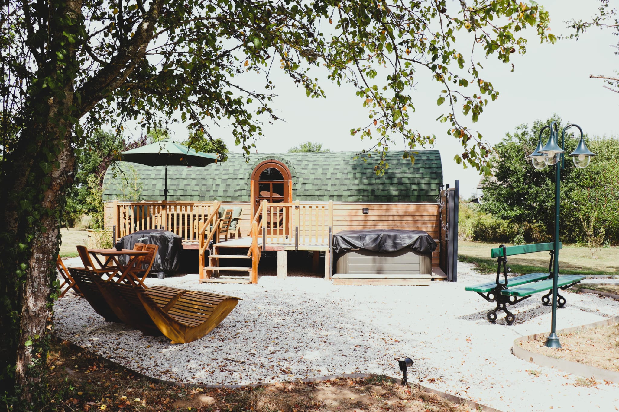 Le Mama Tonneau — Tonneau avec spa à Vieux-Château (Côte-d'Or)
