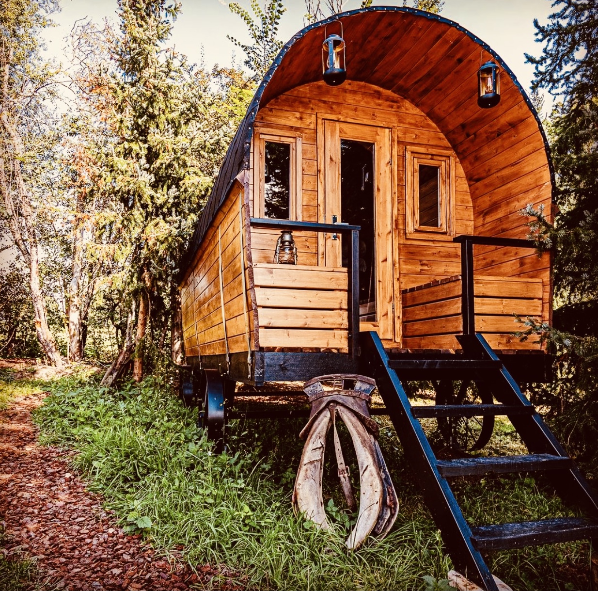 Prairie Schooner du Wild West Lodges & SPA — Roulotte avec spa à Côte-d'Or à Dijon — cuisine