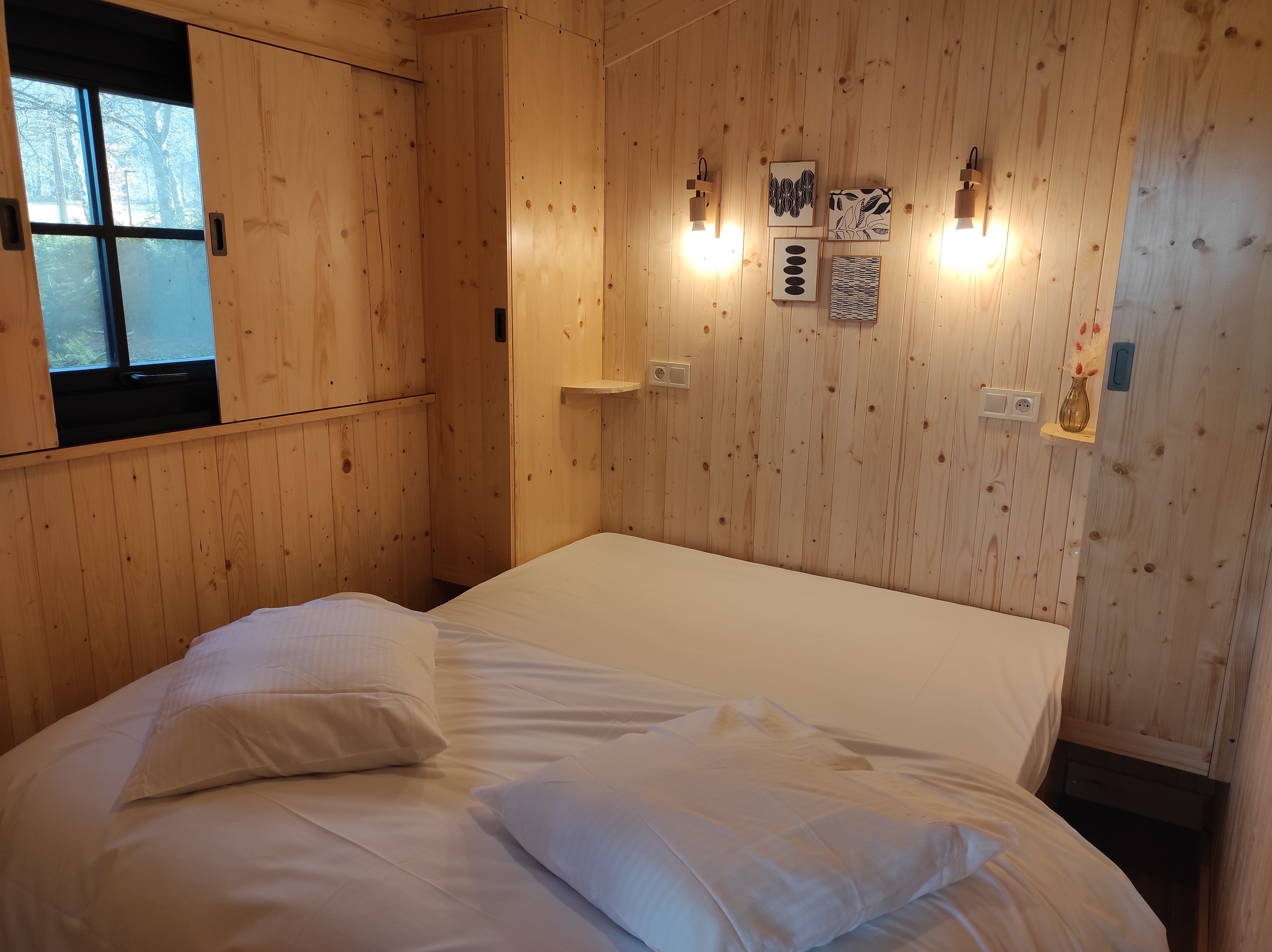 Chalet Le Chavanon : une évasion romantique en Limousin à Flayat — vue intérieure