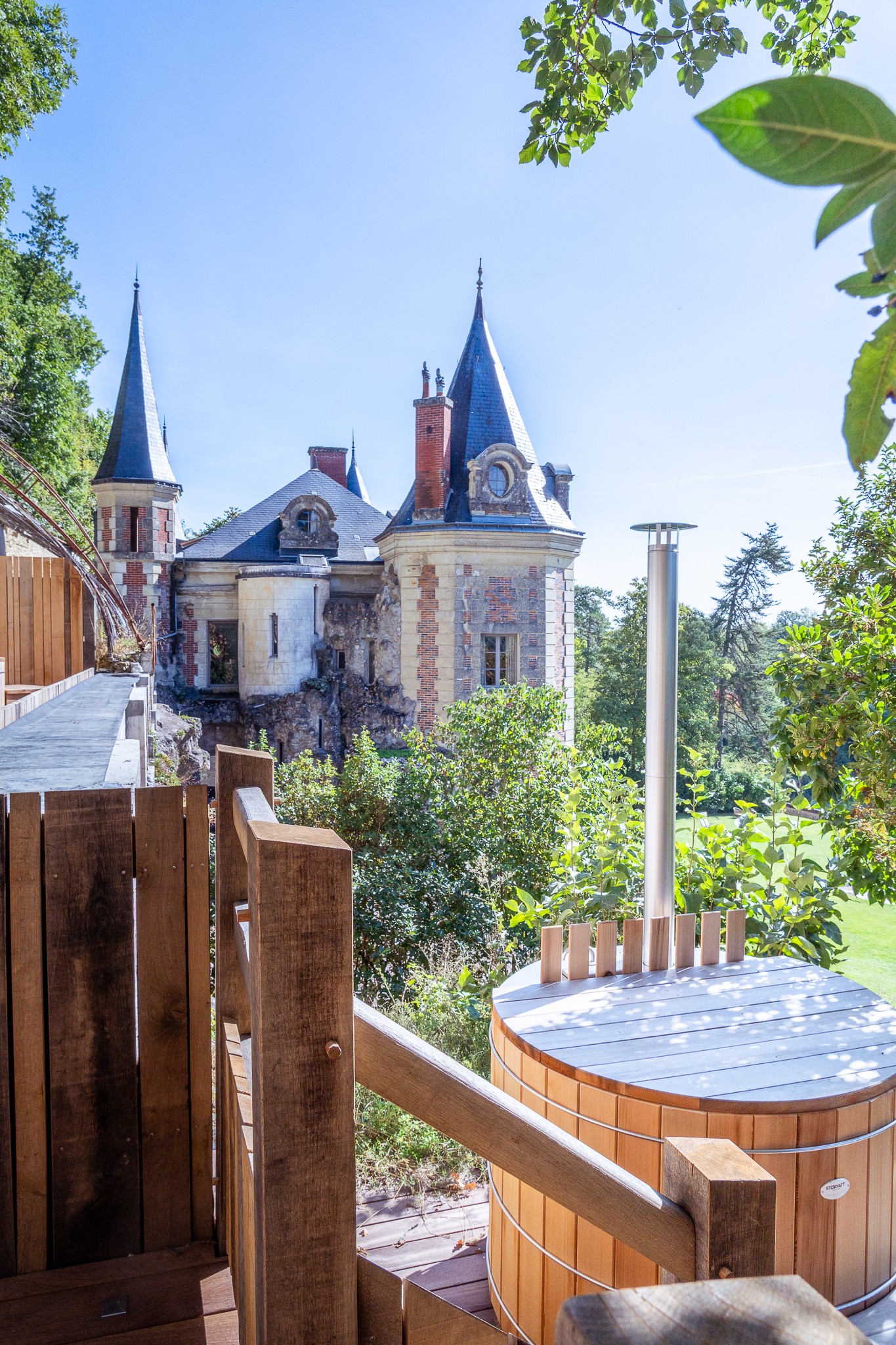 Suite Prestige Terrasse — Château avec sauna & bain nordique à Indre-et-Loire à Tours — chambre