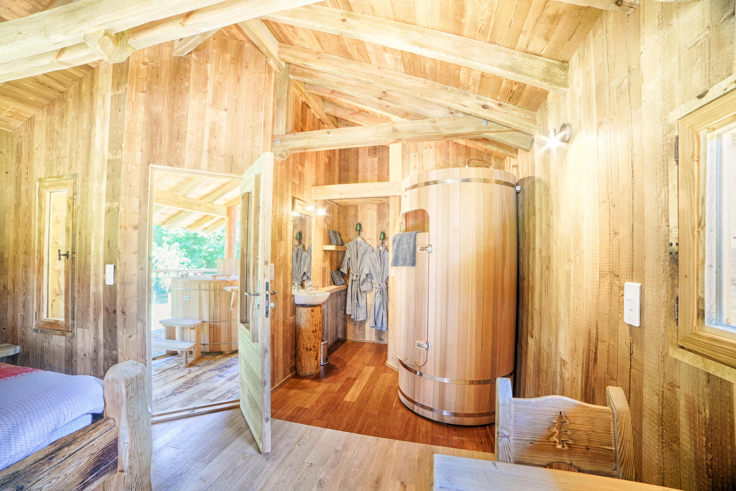 Cabane Spa des Daims : une évasion sensorielle en Franche-Comté à Corcelle-Mieslot — environnement naturel