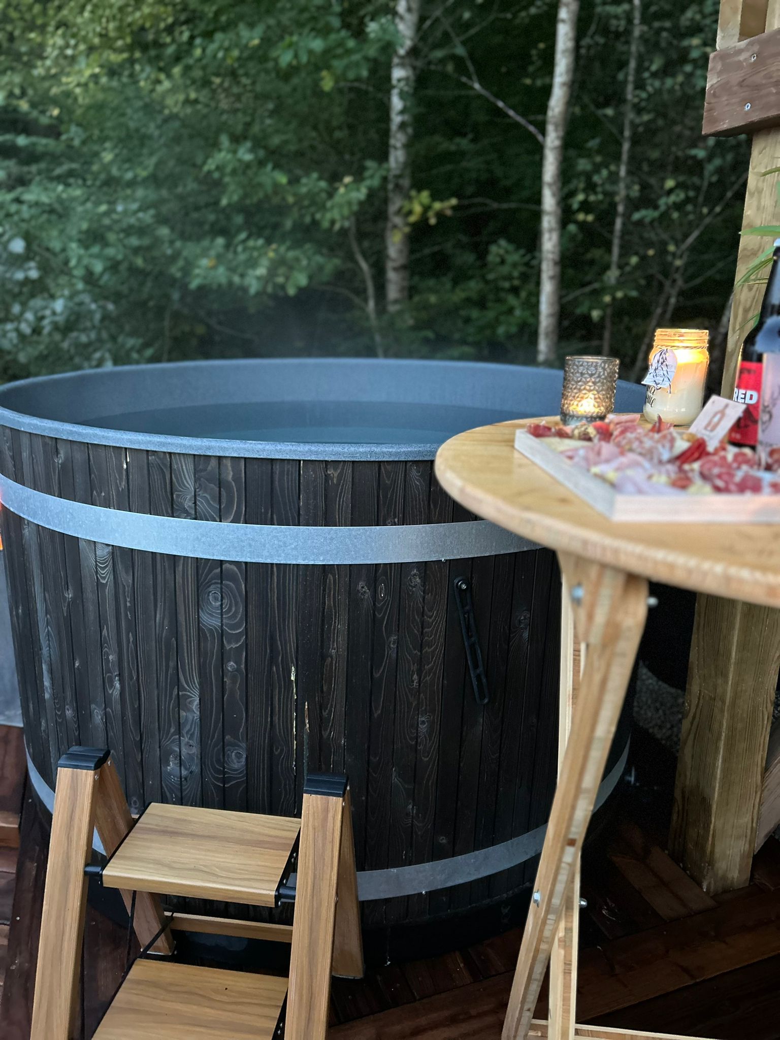 Dôme Lunaire D'Olia — Nuit magique avec bain nordique à Doubs à Besançon — vue depuis la terrasse