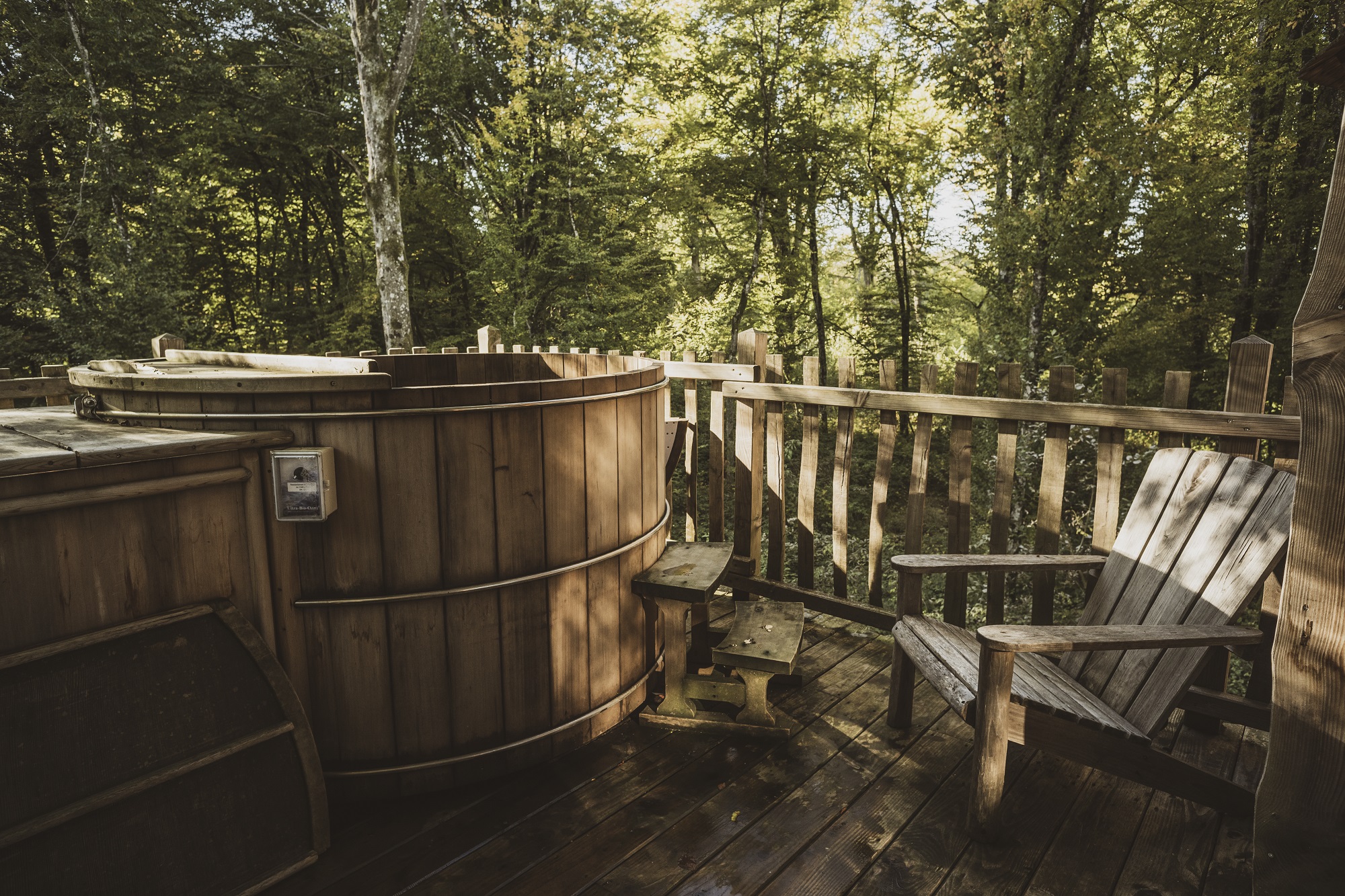 Cabane Spa Repaire : une expérience unique dans les arbres à Joncherey — espace de vie