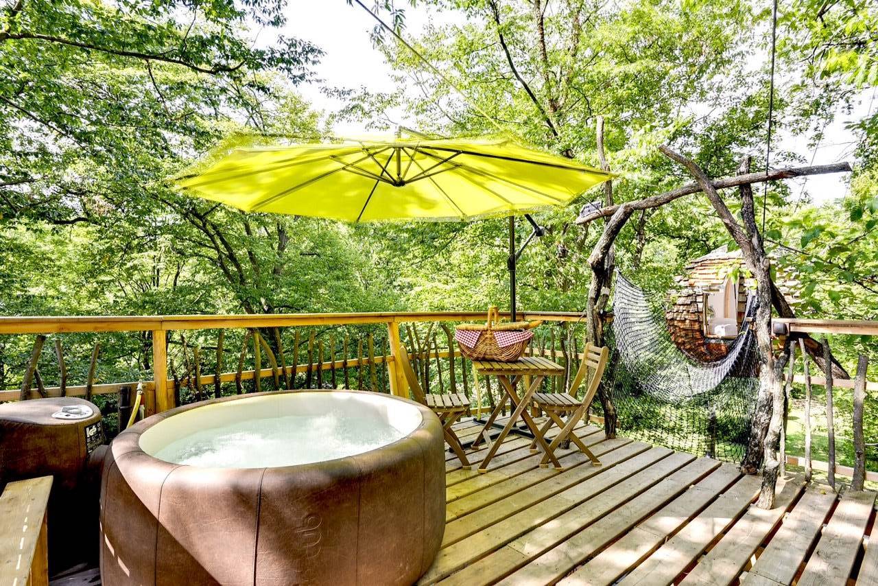 Cabane Spa Cocoon Lovers : une évasion romantique en Picardie à Rosoy-En-Multien — salle de bain