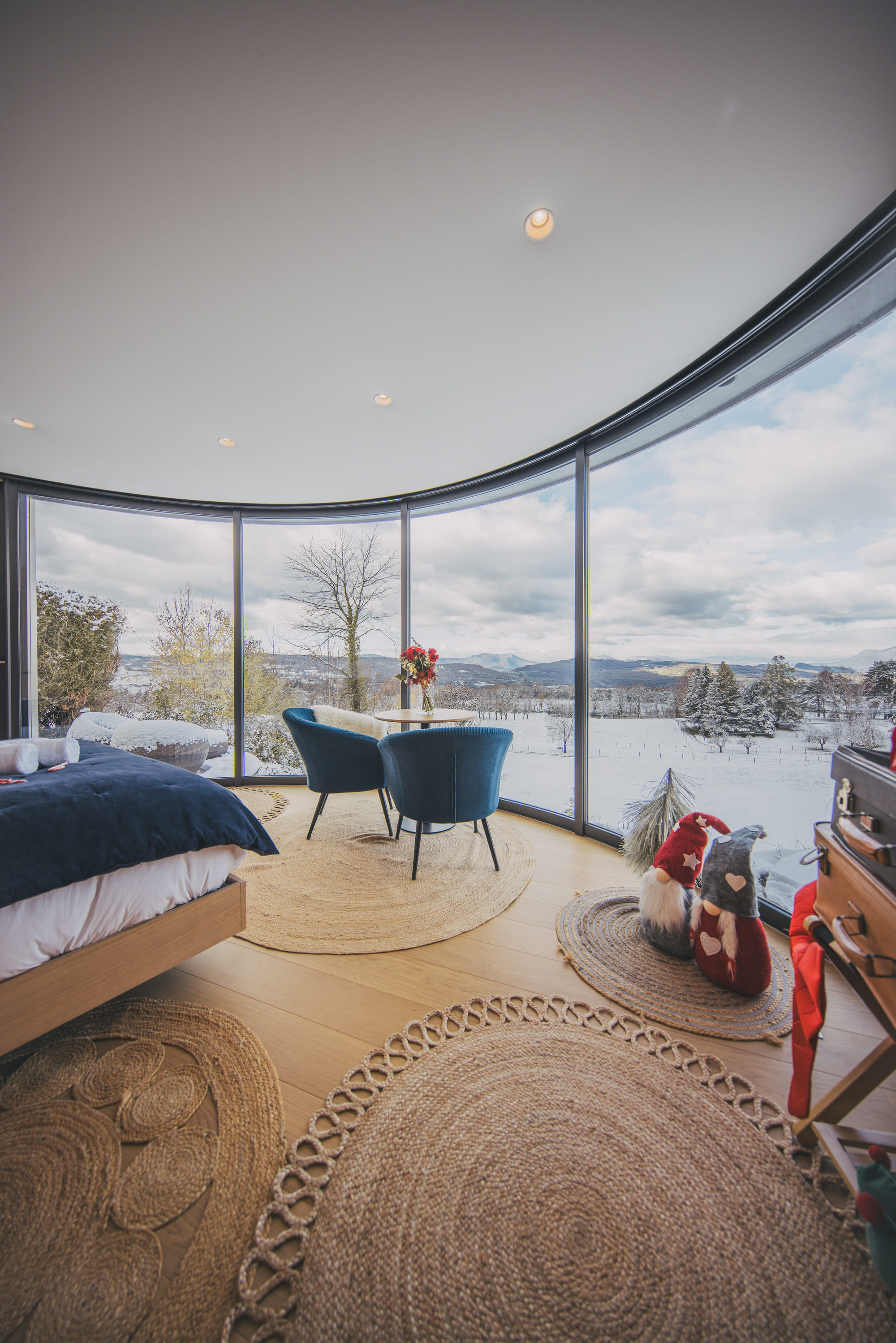 Suite d'Exception - Spa & Sauna — Hébergement de luxe à Savoie à Chambéry — espace de vie