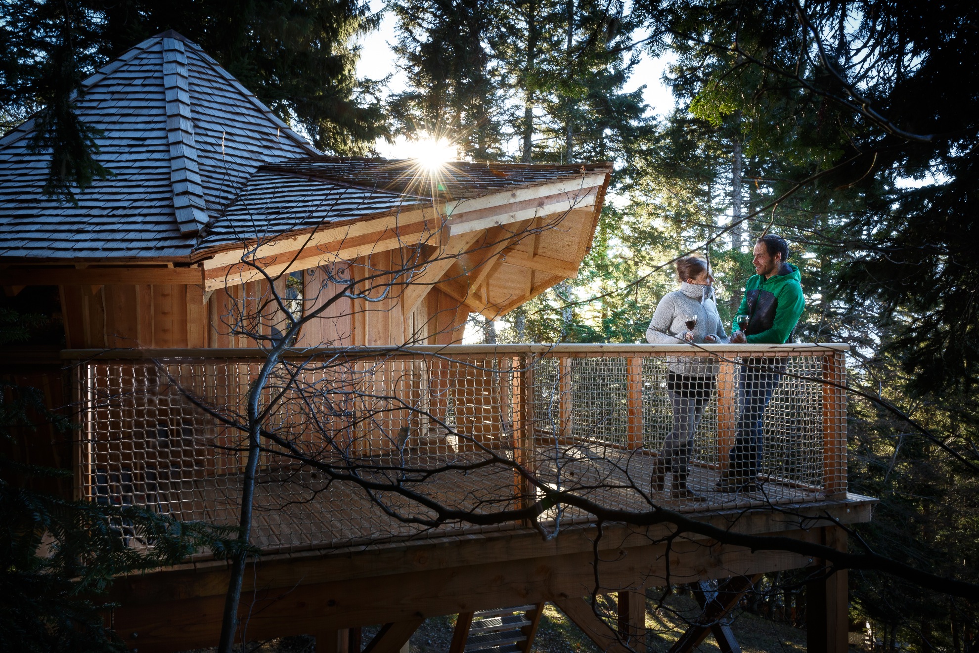 Cabane La Trafolle : une expérience suspendue dans les arbres à Saint Pierre De Chartreuse — vue intérieure