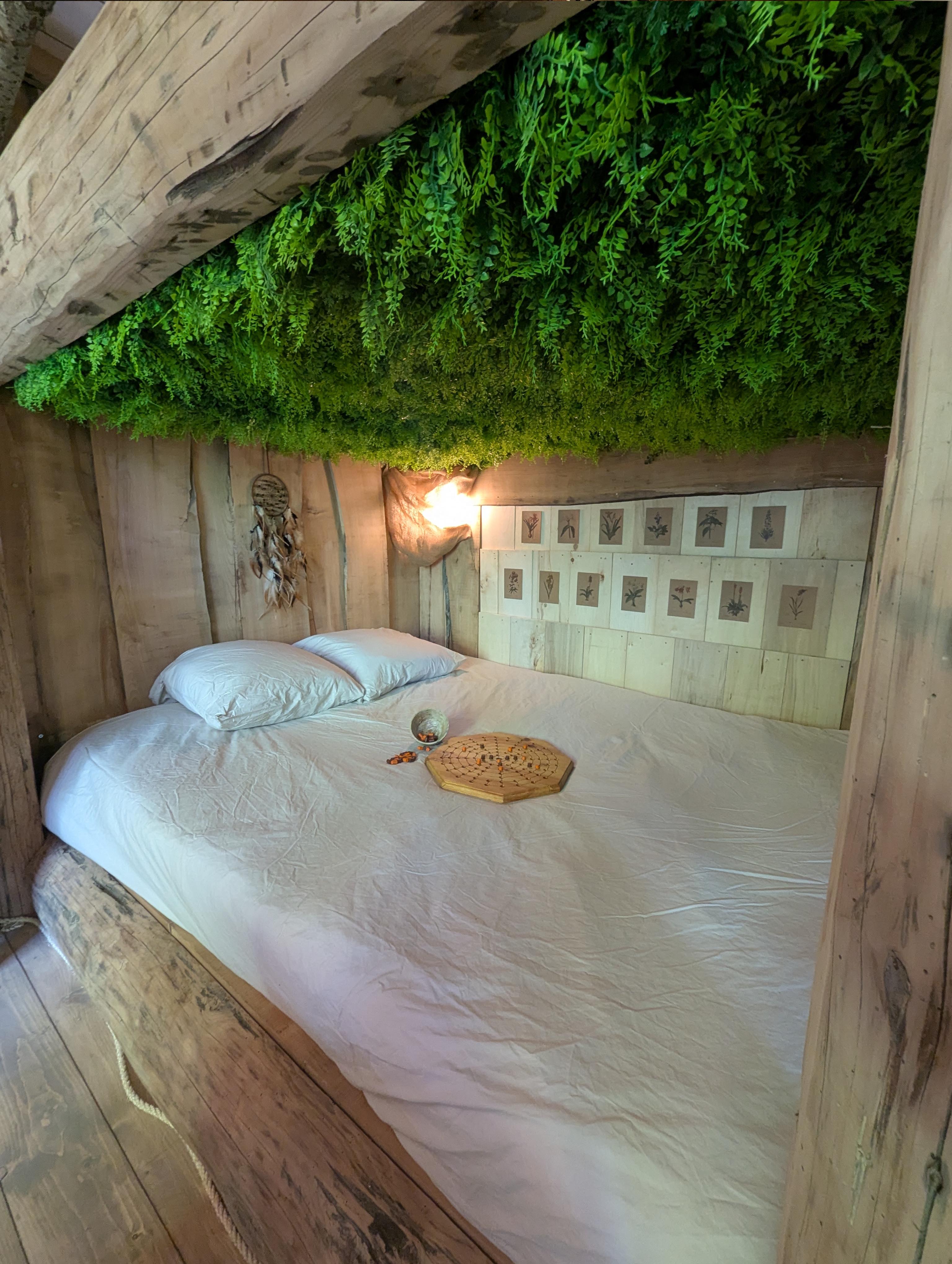 La Cabane du Druide : une expérience immersive en Lorraine à Pagny Sur Moselle — espace de vie