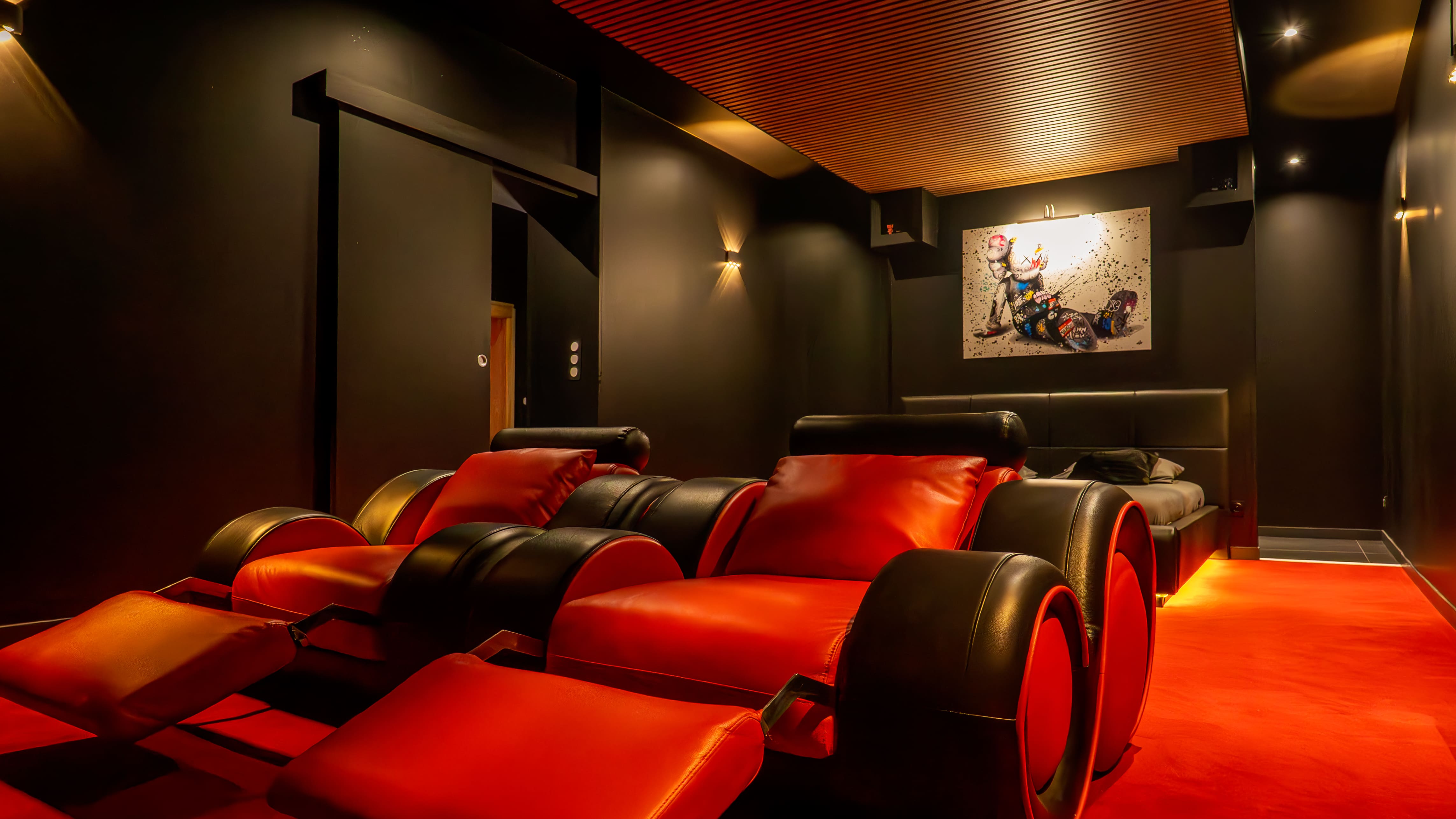Ciné 47 : une suite immersive en Picardie à Précy-sur-Oise — détail architectural