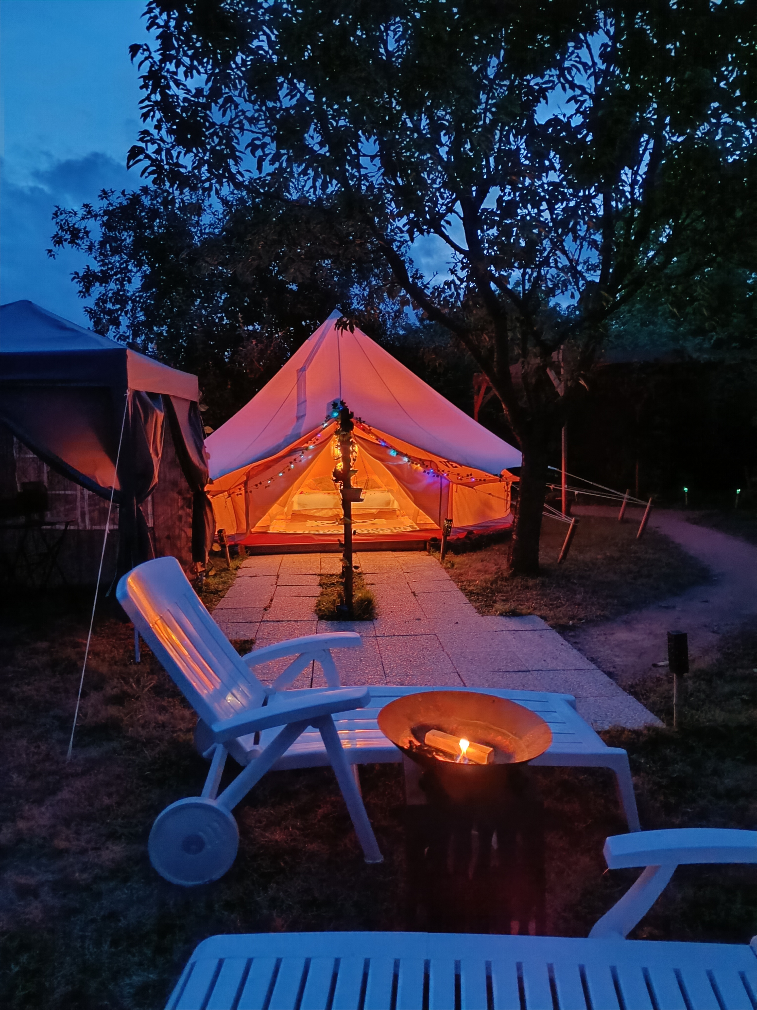 TENTE luxe — Évasion avec spa à Vichy (Allier) à Vichy — chambre