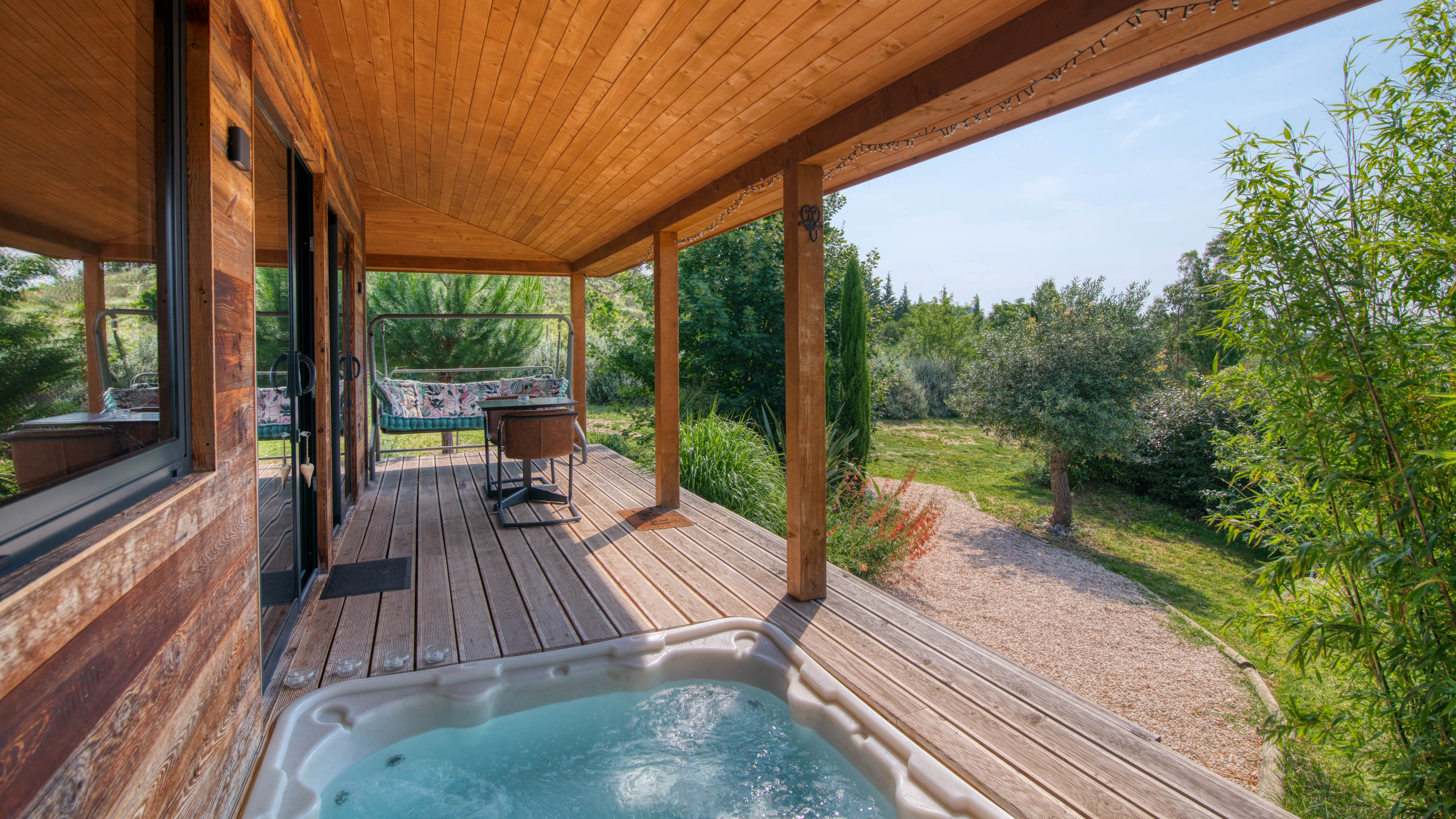 Cabane Spa des Baies Sauvages : une échappée en Languedoc-Roussillon à Villarzel Du Razès — cuisine