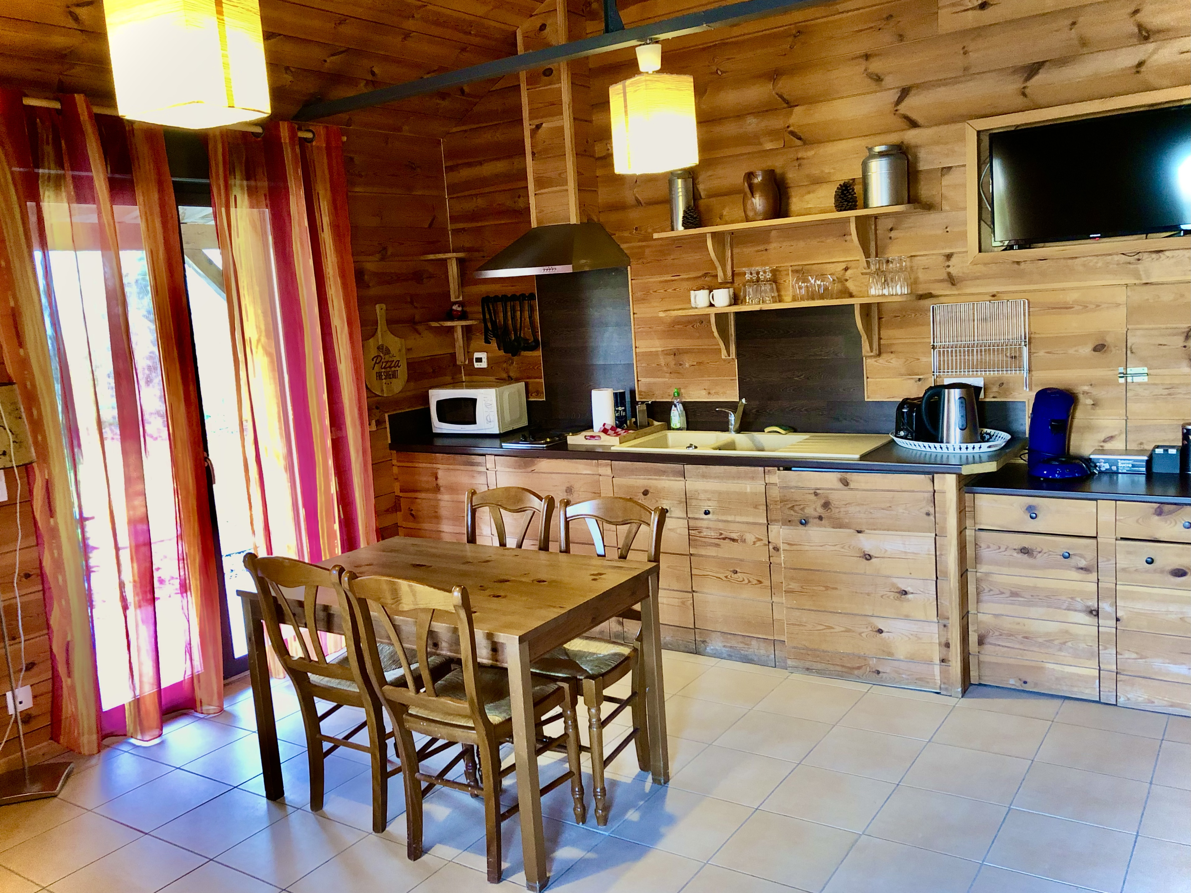 Cottage Western City : une cabane au cœur de la nature