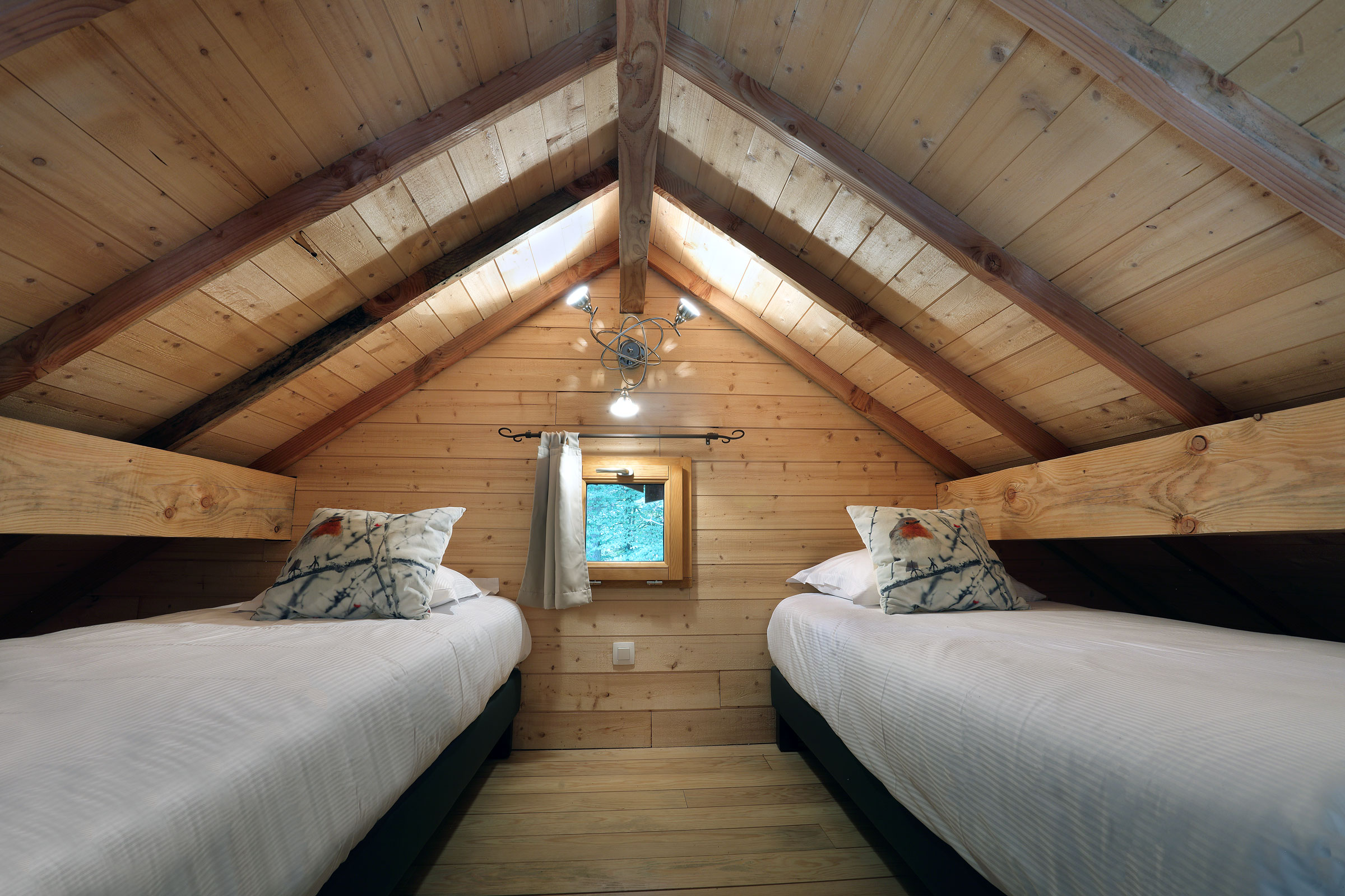 Lodge Classique Bain Scandinave — Cabane dans les arbres à Larringes en Haute-Savoie à Larringes — cuisine