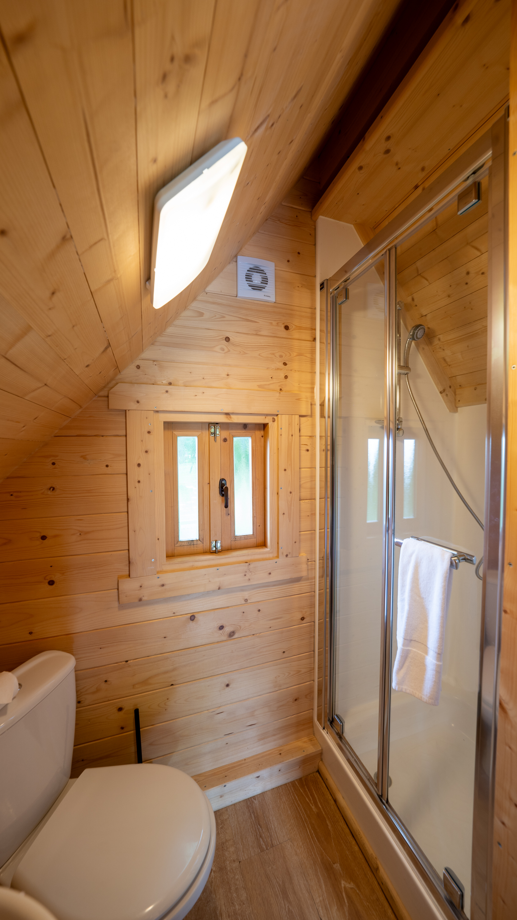 La Cabane Troll gîte : une expérience insolite en pleine nature à Bar Sur Aube — espace de vie