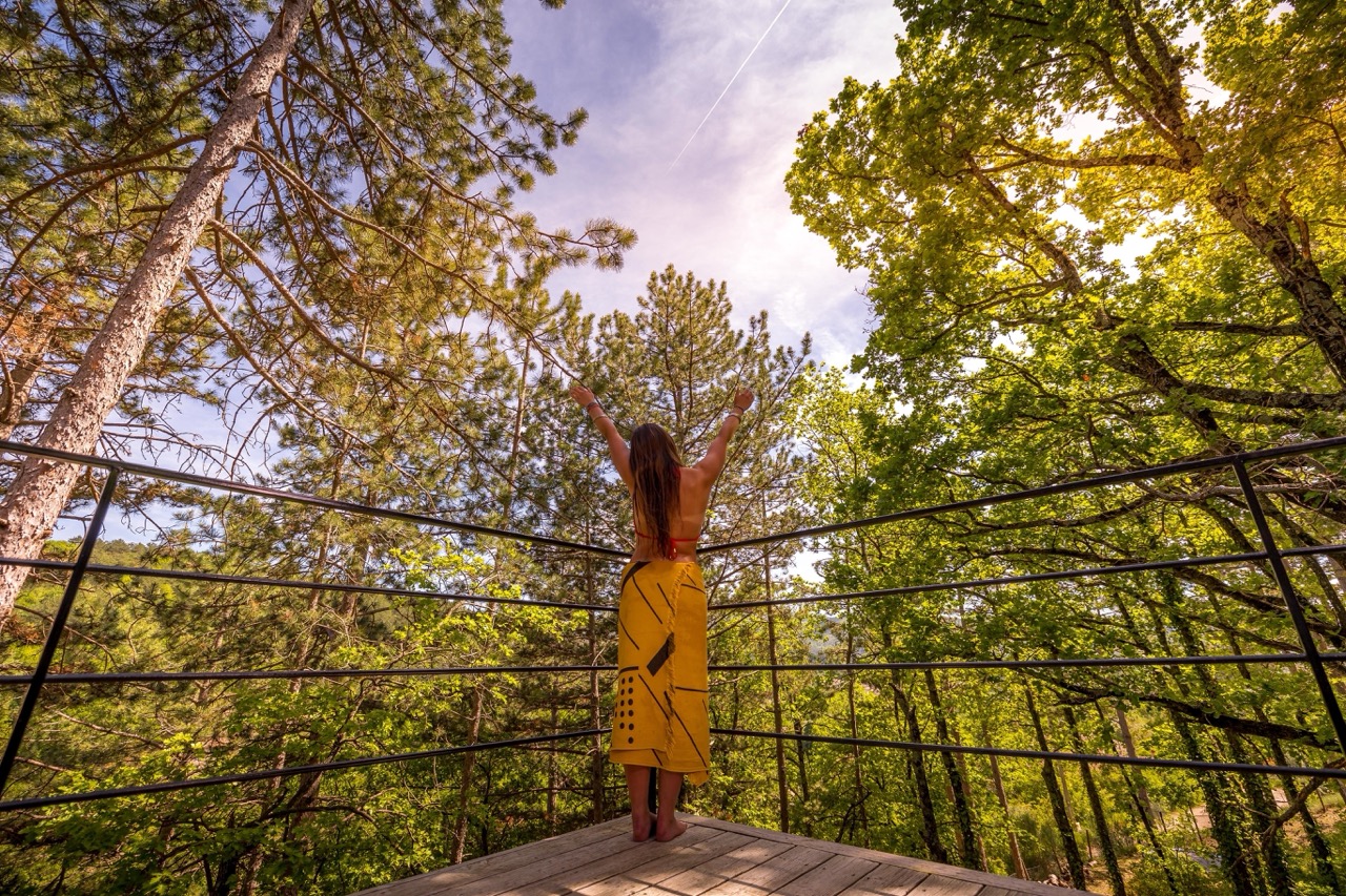 Cabane La Parenthèse — Nuit avec spa privatif à Dieulefit (Drôme)