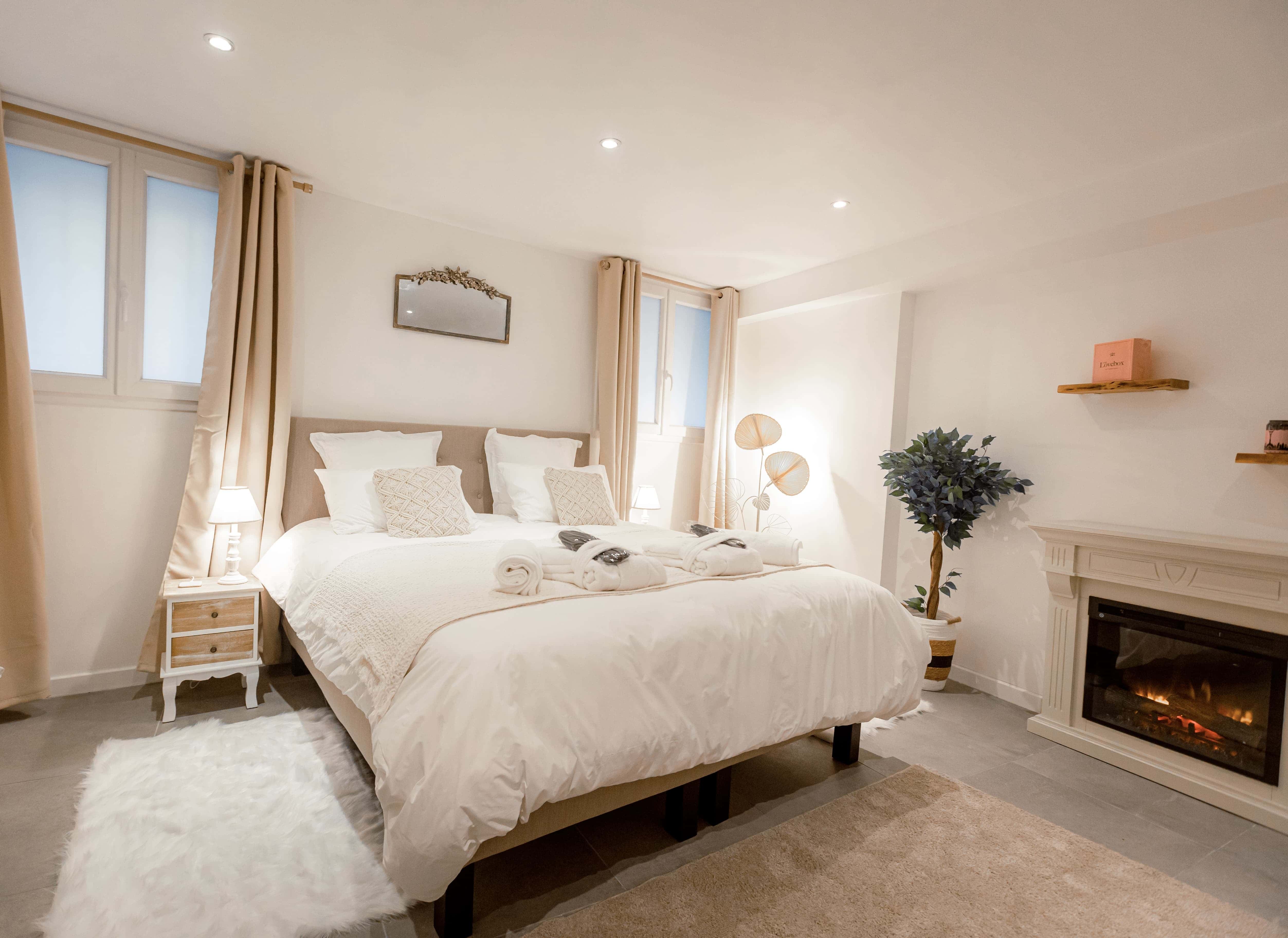 Évasion romantique dans une suite avec spa à Montpellier à Montpellier — espace de vie