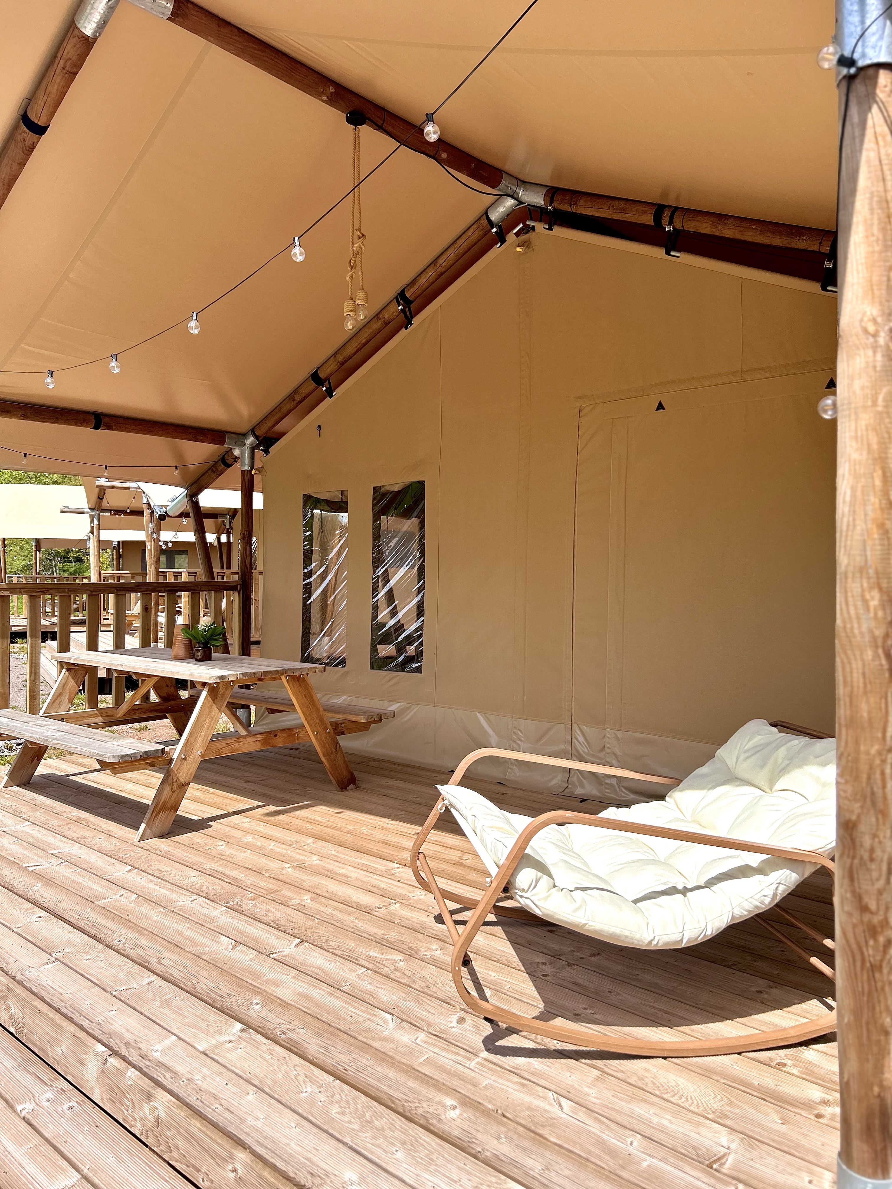 Vivez l'expérience unique d'un Wood Lodge en Alsace à Oberhaslach — vue intérieure