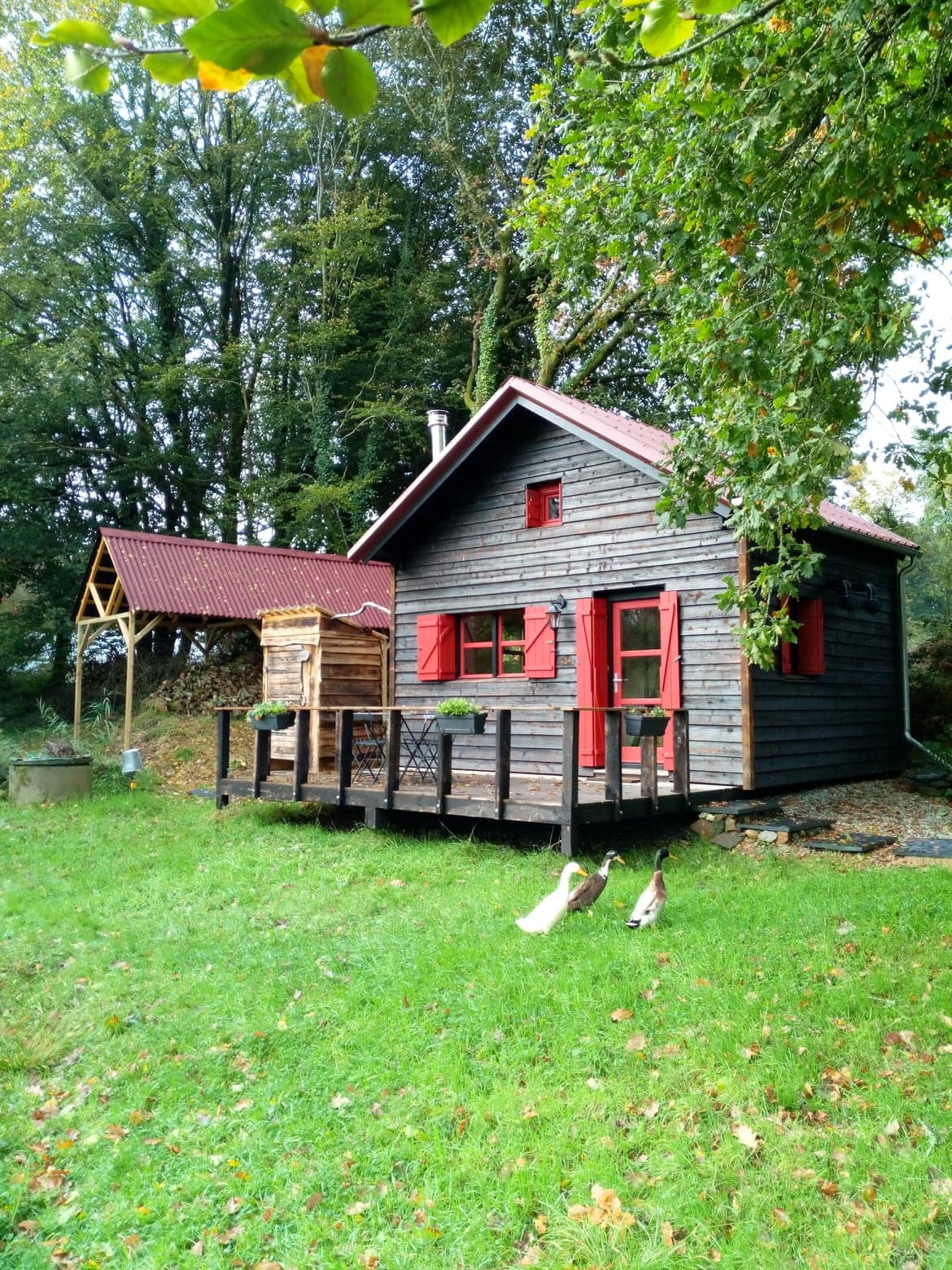 Chalet cosy en lisière de forêt : une évasion enchantée à Paule — vue intérieure