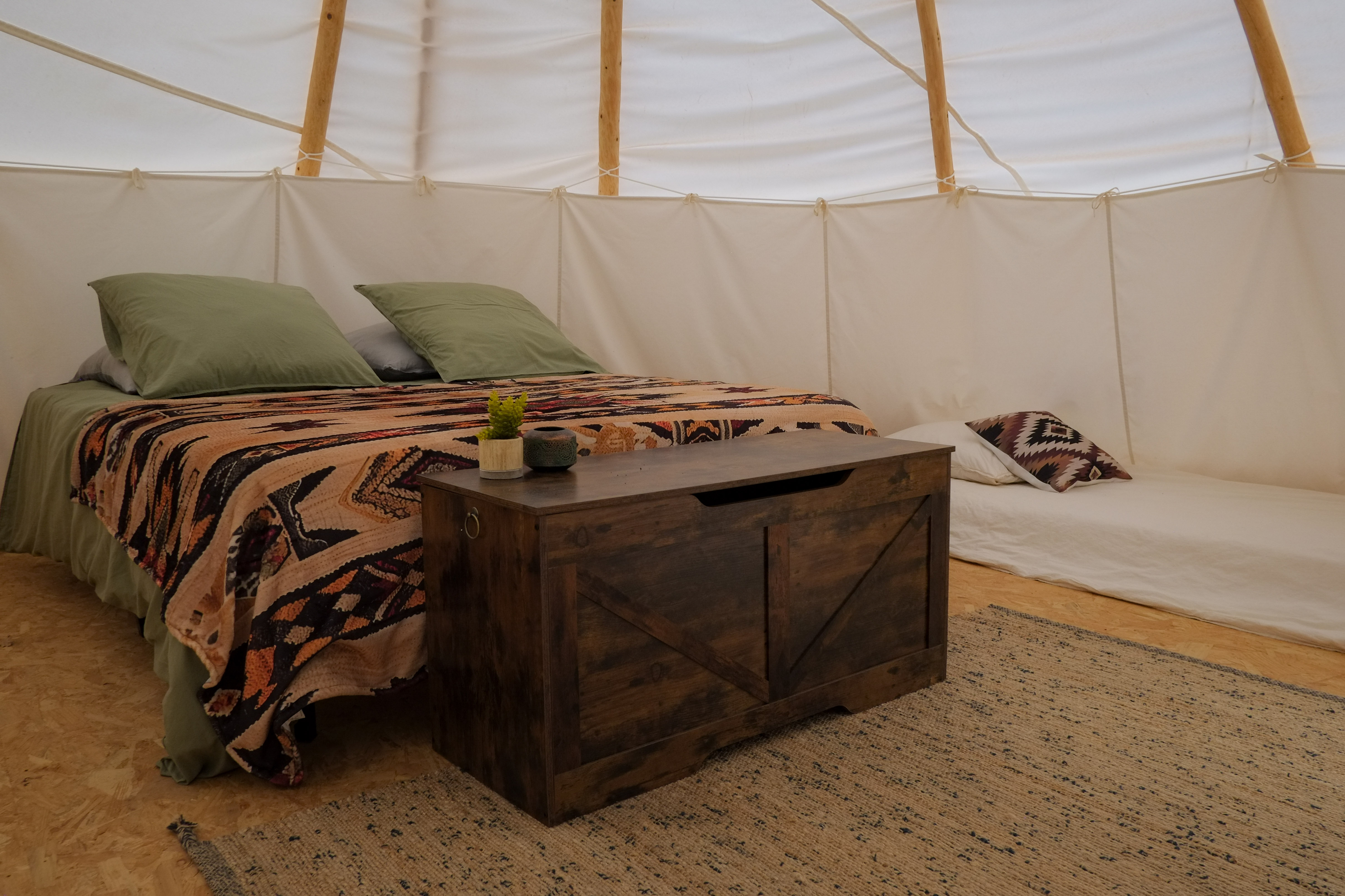 Tipi Paco — Séjour au bord d'un ruisseau dans l'Hérault