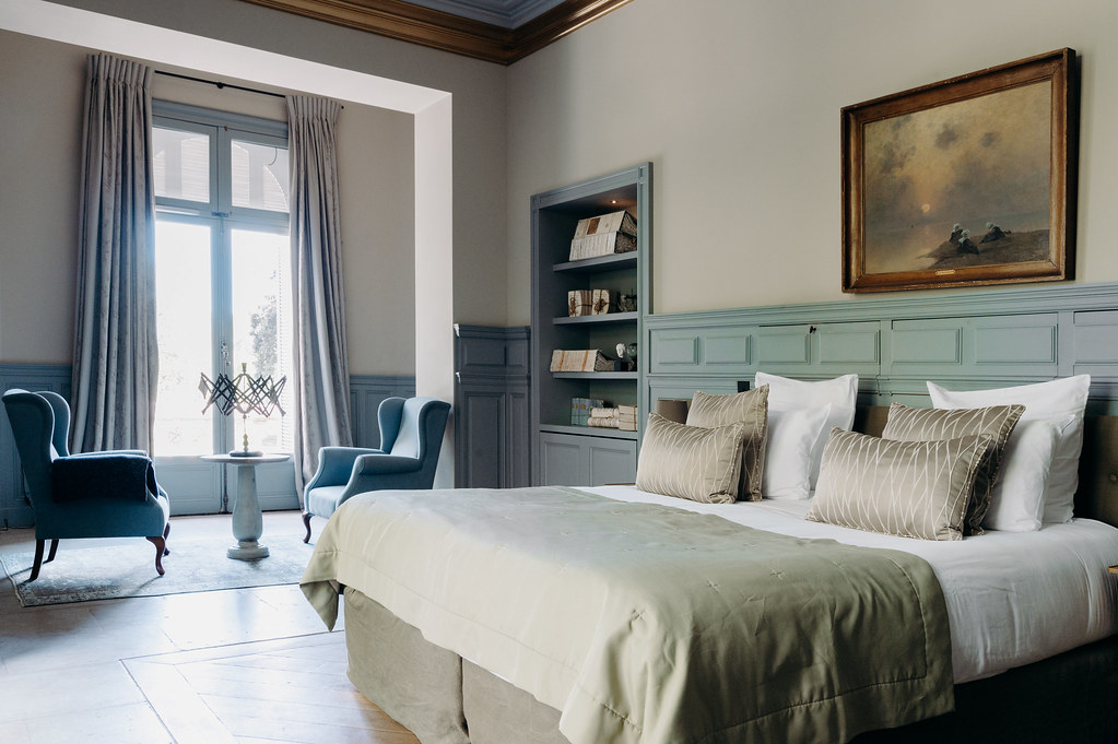 Suite Junior avec vue sur le jardin — Hébergement insolite avec spa à Hérault à Montpellier — vue depuis la terrasse