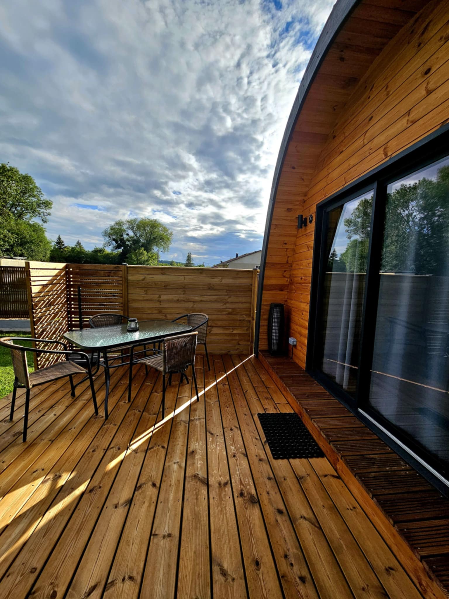 Pod ÉLAN — Séjour insolite avec spa à Rainville (Vosges)