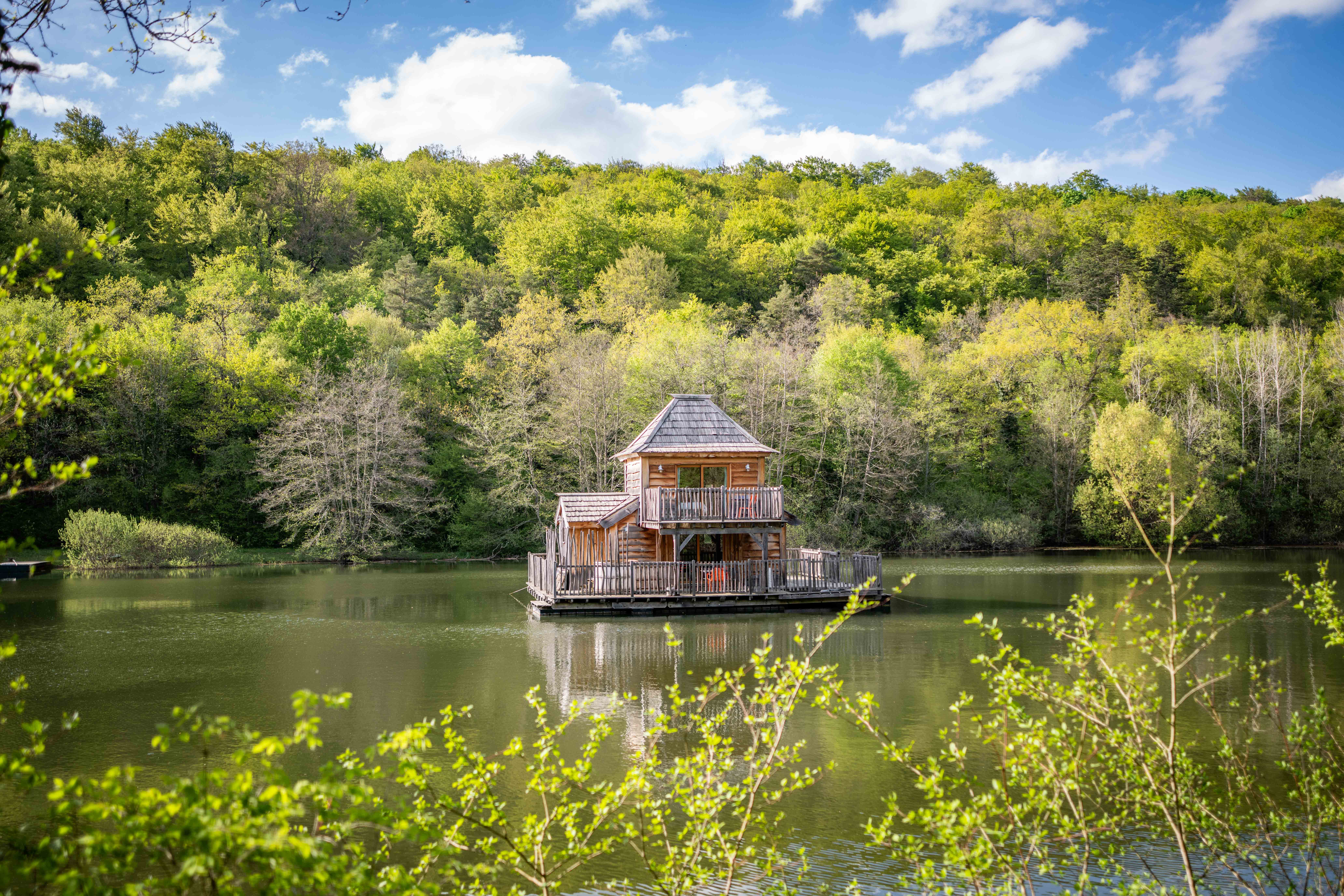 Cabane flottante Spa - Martin pêcheur — Séjour relaxant à La Combe Rossignol en Côte-d'Or à La Combe Rossignol — salle de bain