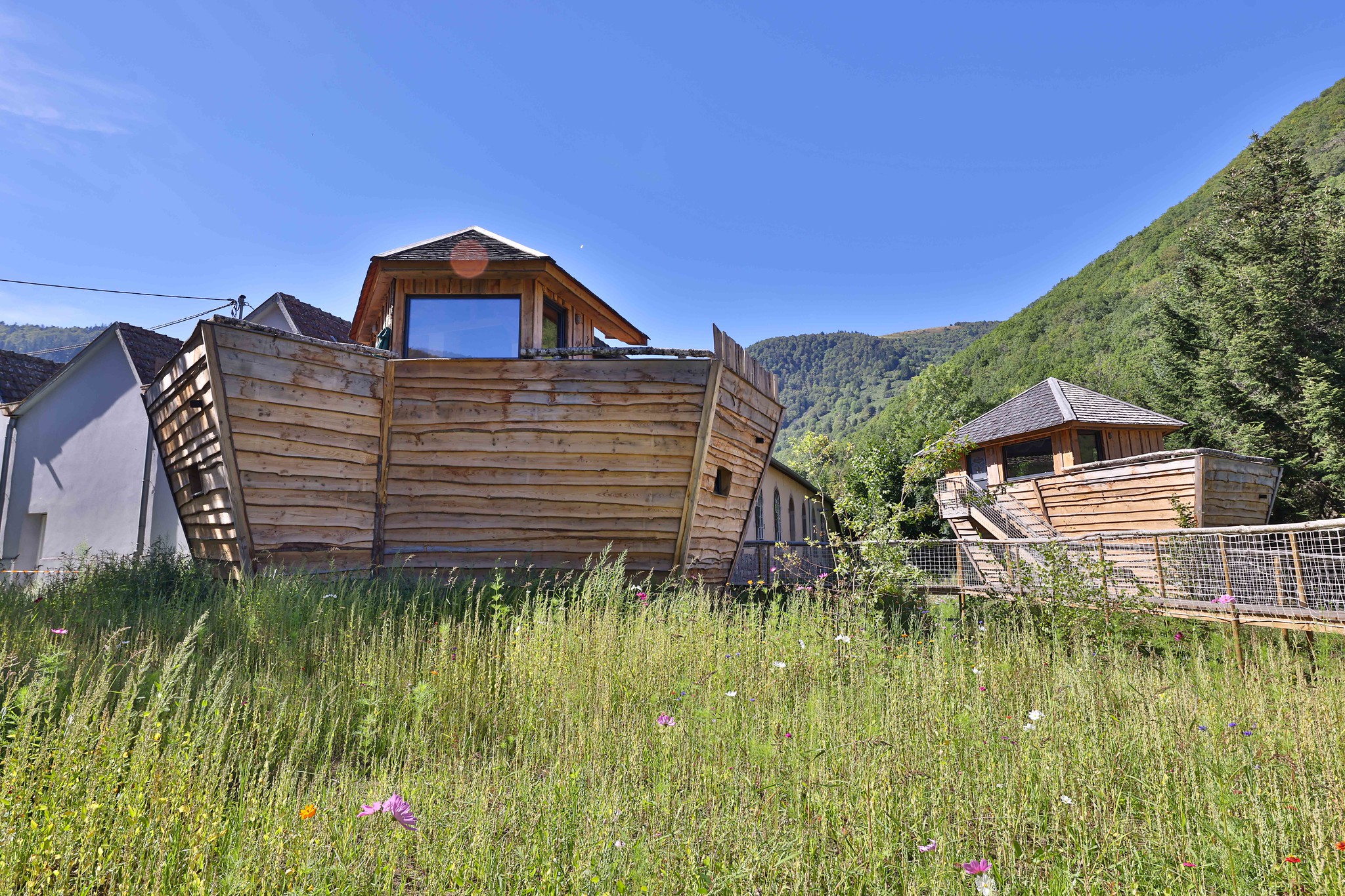 La Cabane du Fermier & Spa : une évasion en pleine nature à Mittlach — vue intérieure