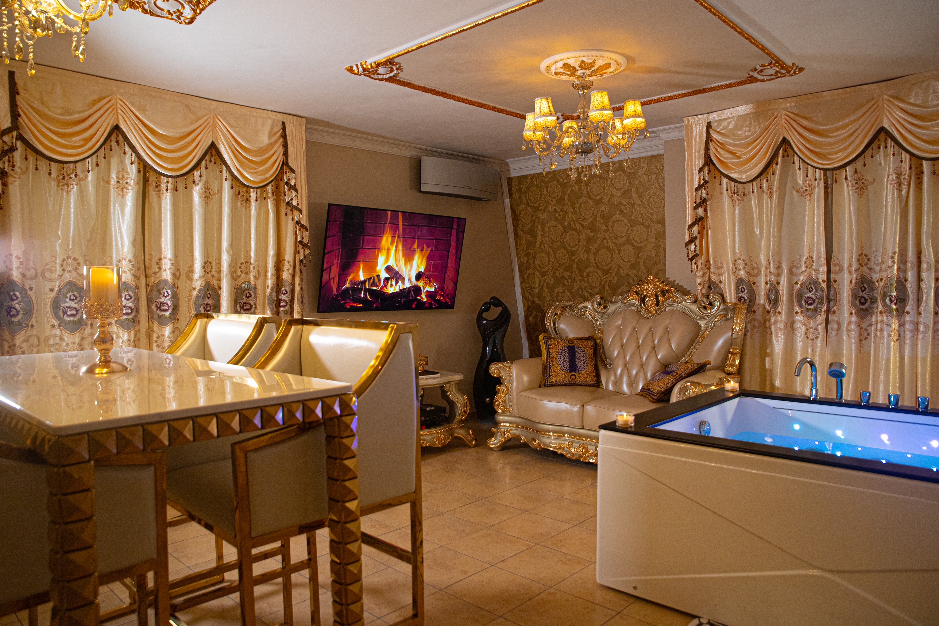 Love Room Spa - Le Petit Versailles : une évasion romantique