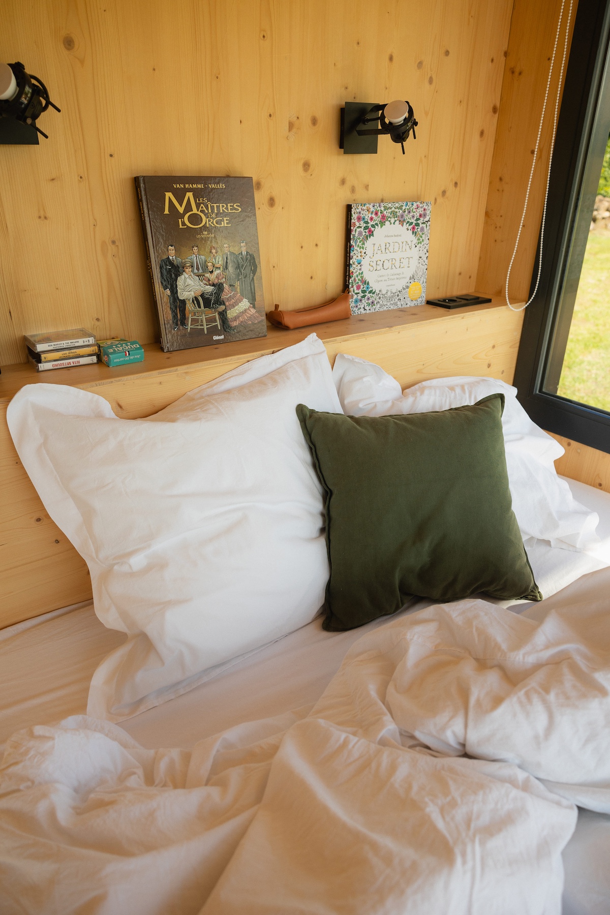 Tiny house moderne au cœur d'un verger en Lorraine à Rarécourt — espace de vie