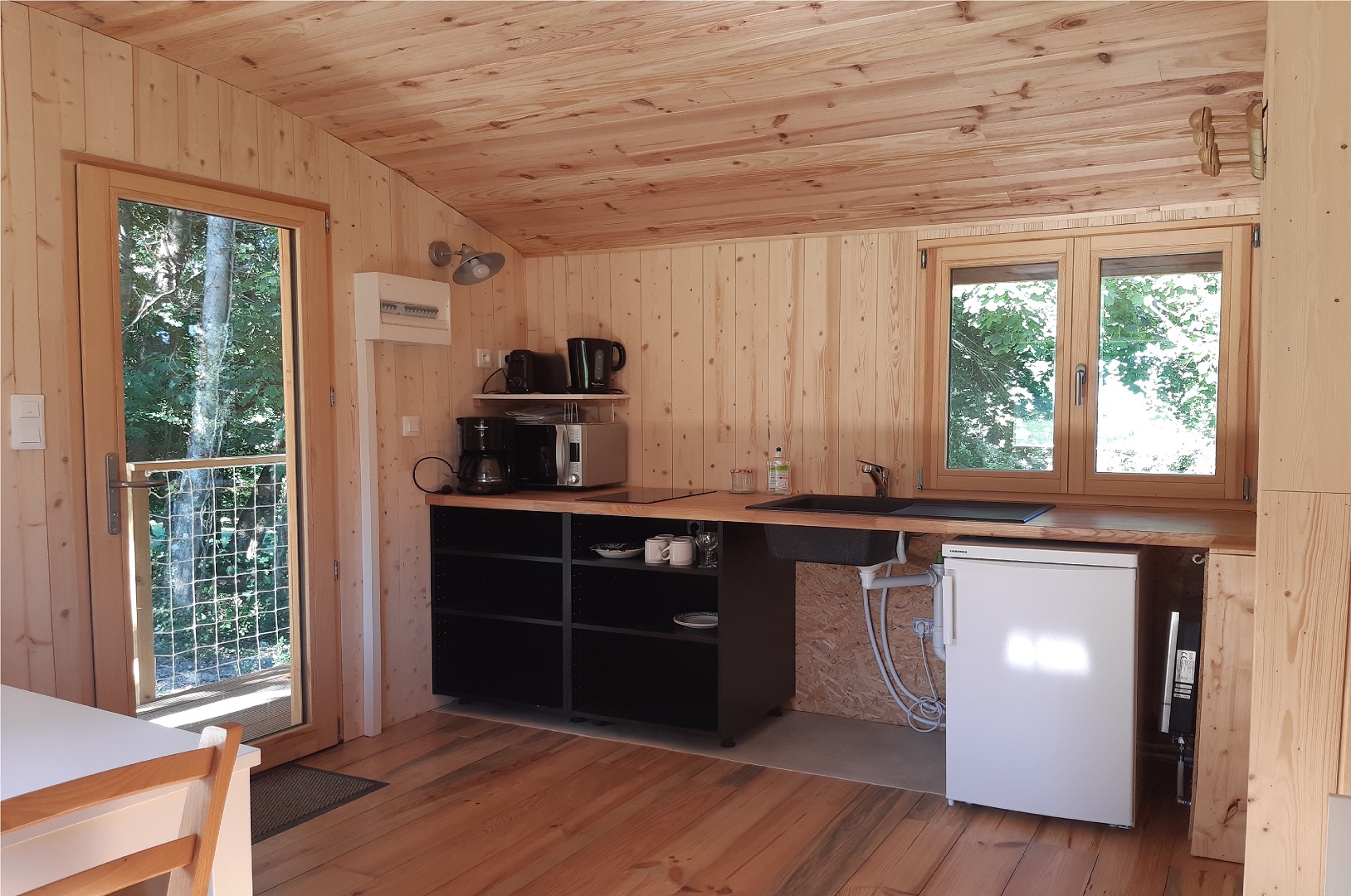 La cabane du platane — Cabane avec spa à Charnizay (Indre-et-Loire) à Charnizay — espace de vie