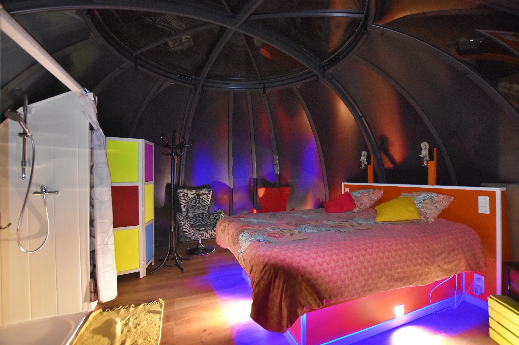 Une nuit étoilée dans une bulle en Provence à Carnoules — chambre