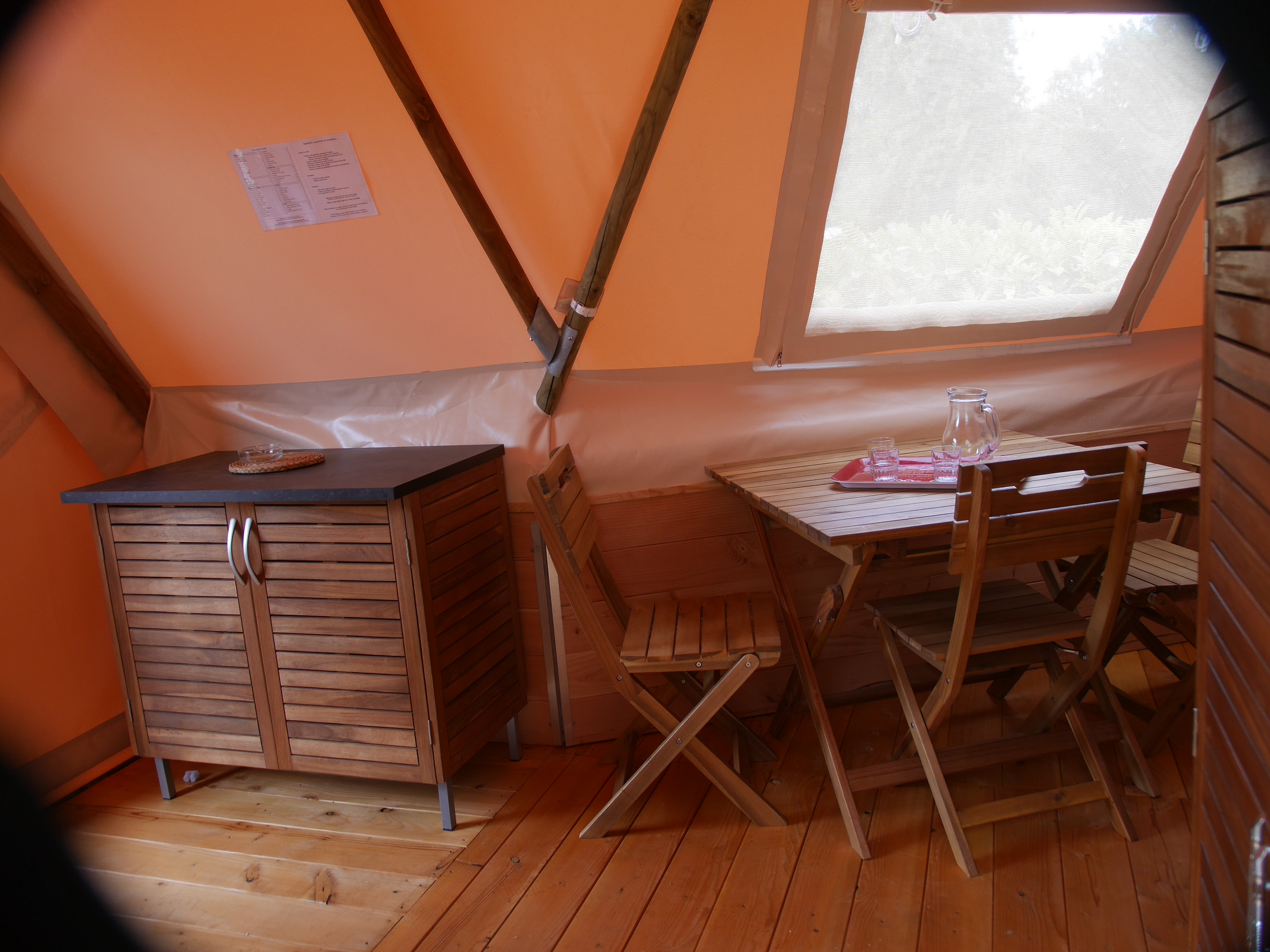 Vivez l'expérience unique du Tipi Maya en Charente-Maritime à Surgères — cuisine
