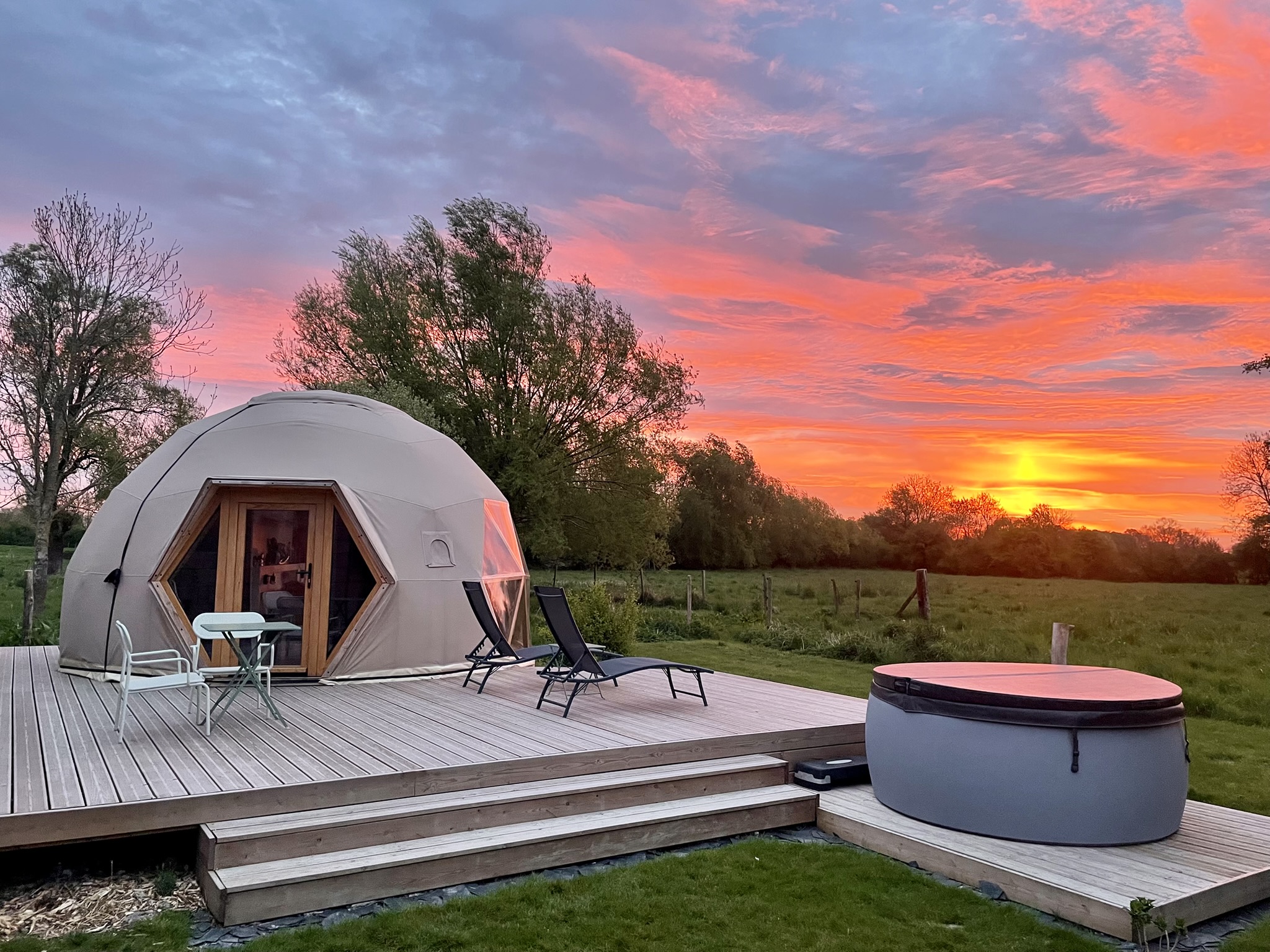 Le Dôme du Moulin Hacquet & Spa : une évasion sensorielle en Picardie à Faviéres — chambre