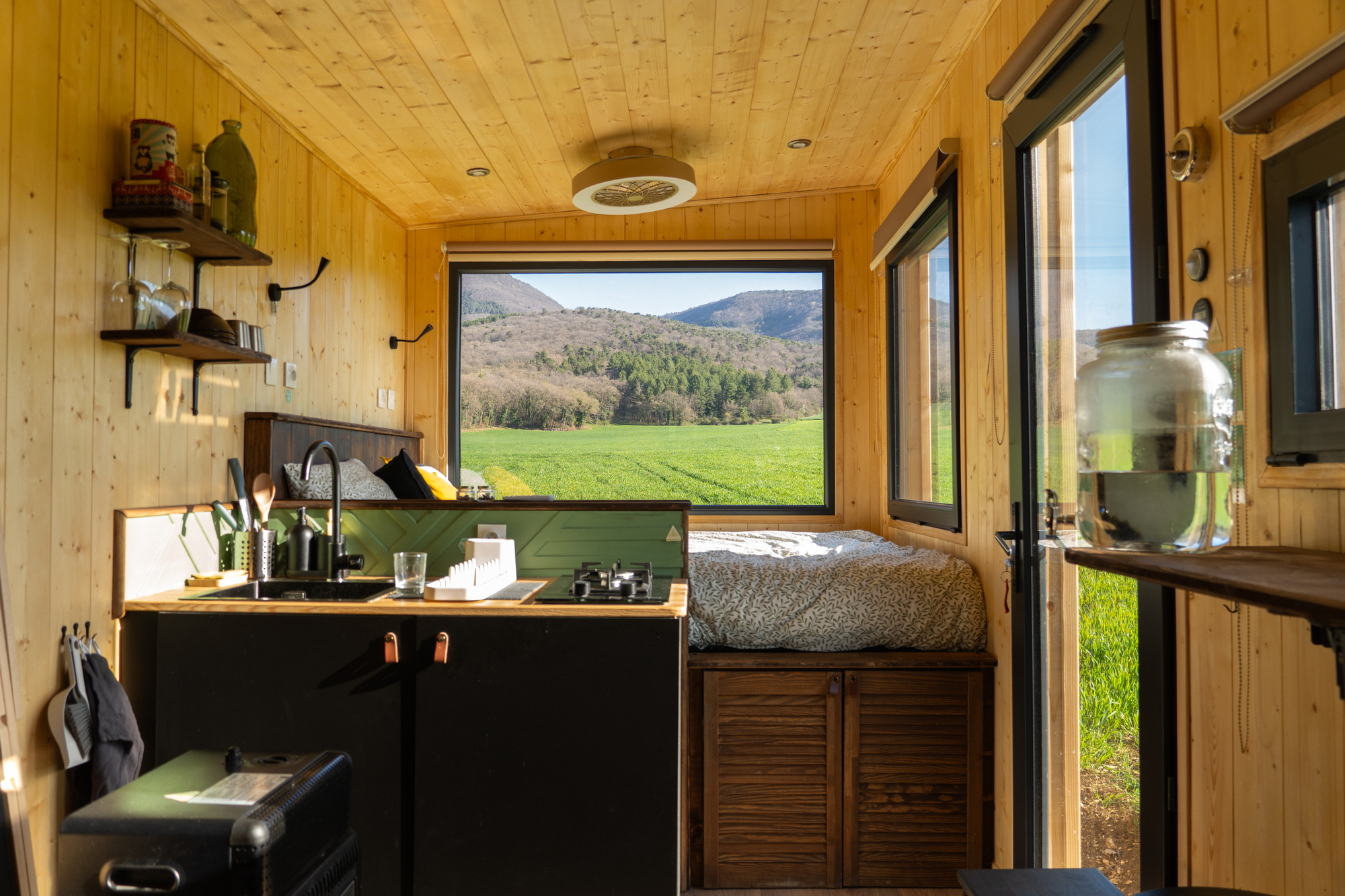 Le Brame des 4 Vents — Tiny House avec spa à Gigors (Drôme) à Gigors-et-Lozeron — vue depuis la terrasse