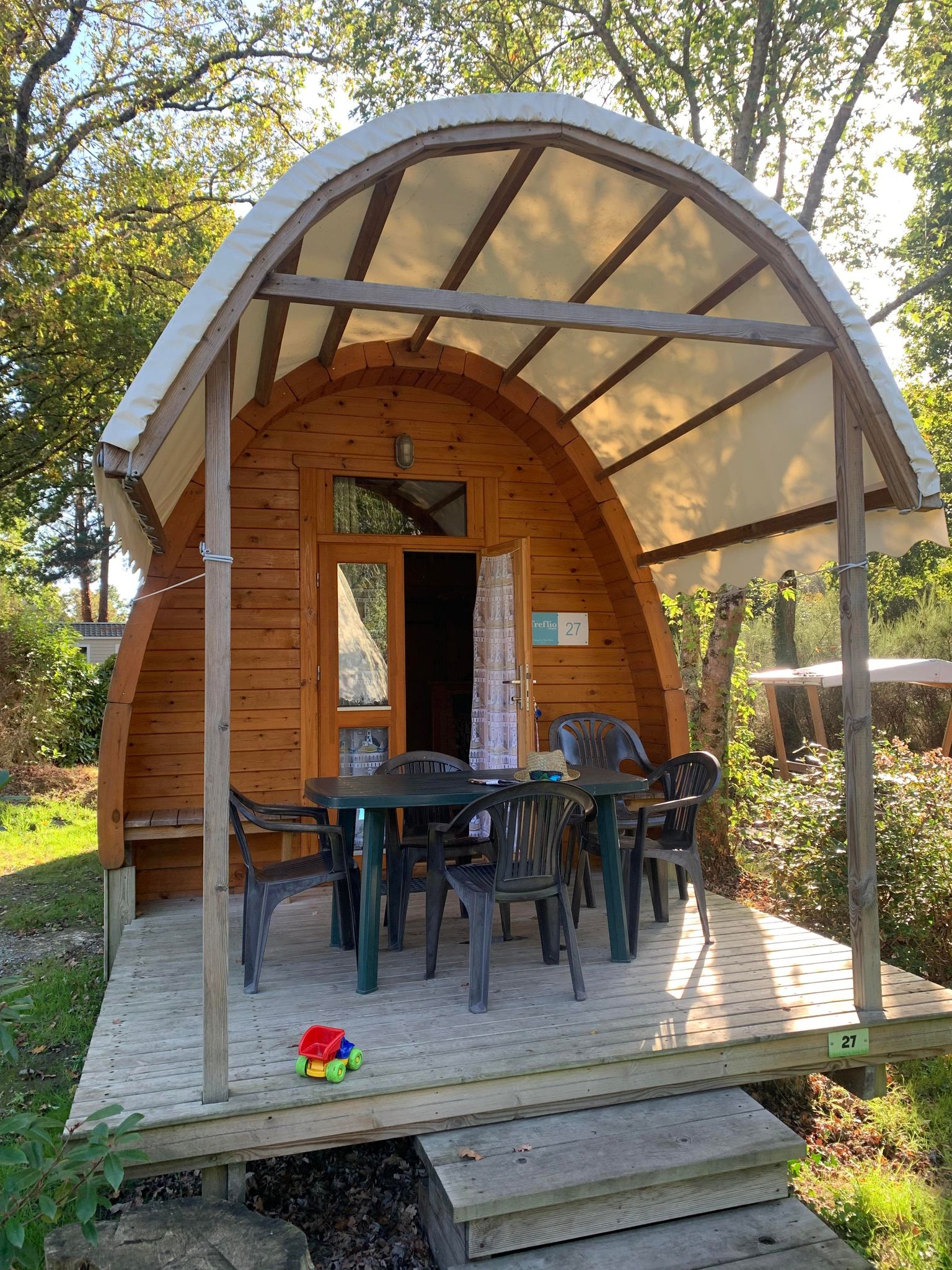 Pod Family : un cocon suspendu en Pays de la Loire — Cabane à Guérande