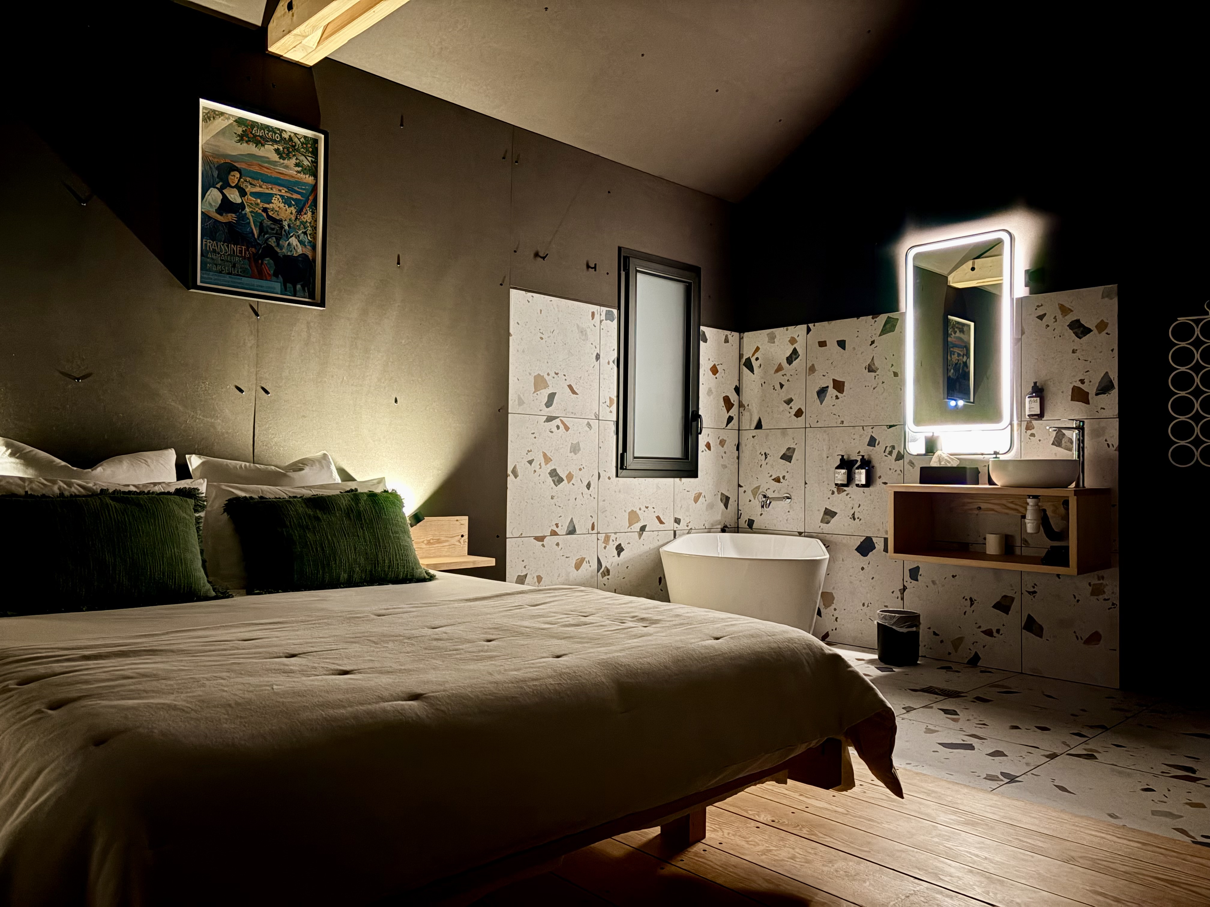 Le Frêne & Bain nordique — Ecolodge avec spa à Seine-Maritime à Le Vert d'Orezza — vue intérieure