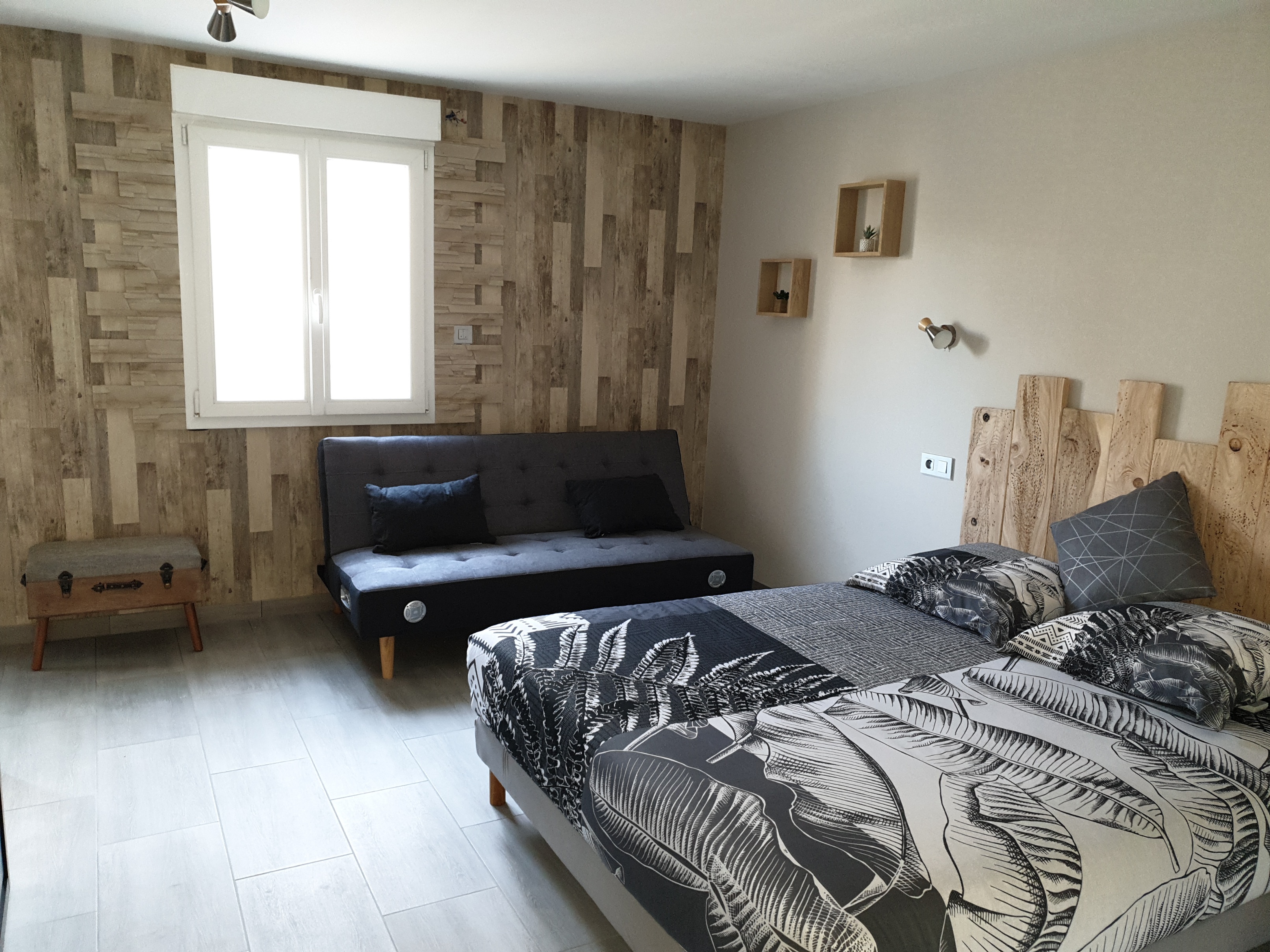 Chambre 4 — Séjour avec vue panoramique à Équi-lodges Vosges à Épinal — salle de bain